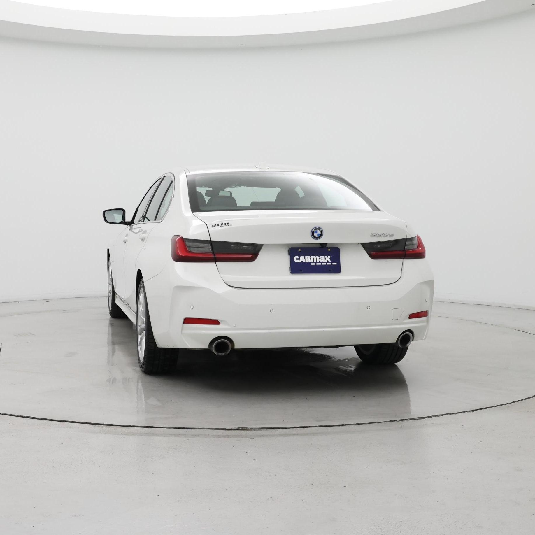 Thumbnail: 2024 BMW 3 Series - 6