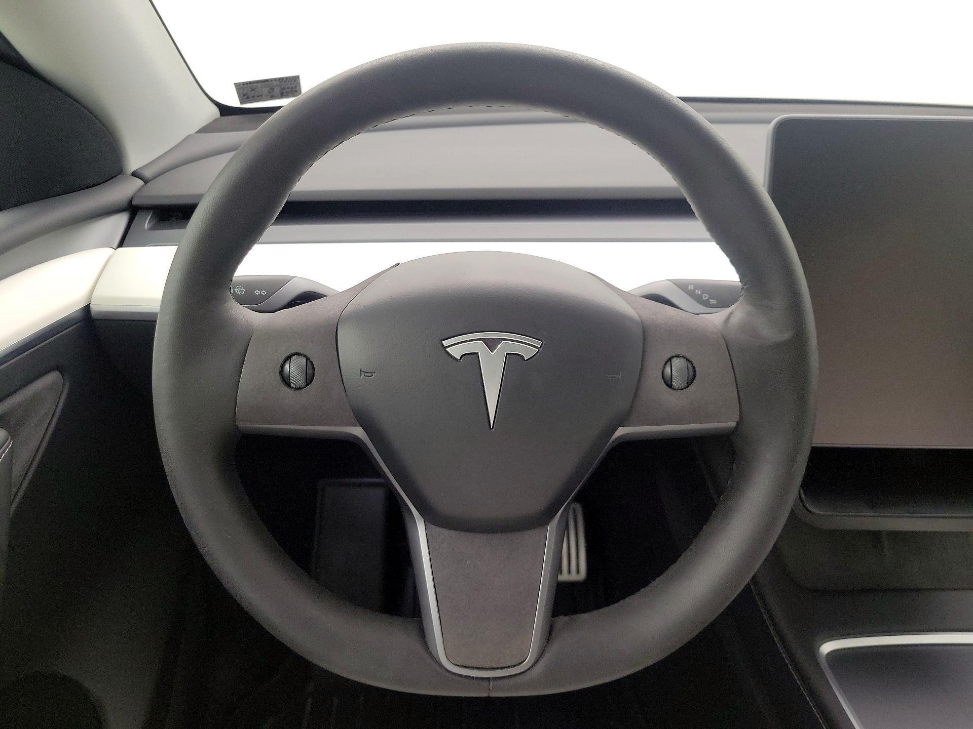 Thumbnail: 2022 Tesla Model Y - 10