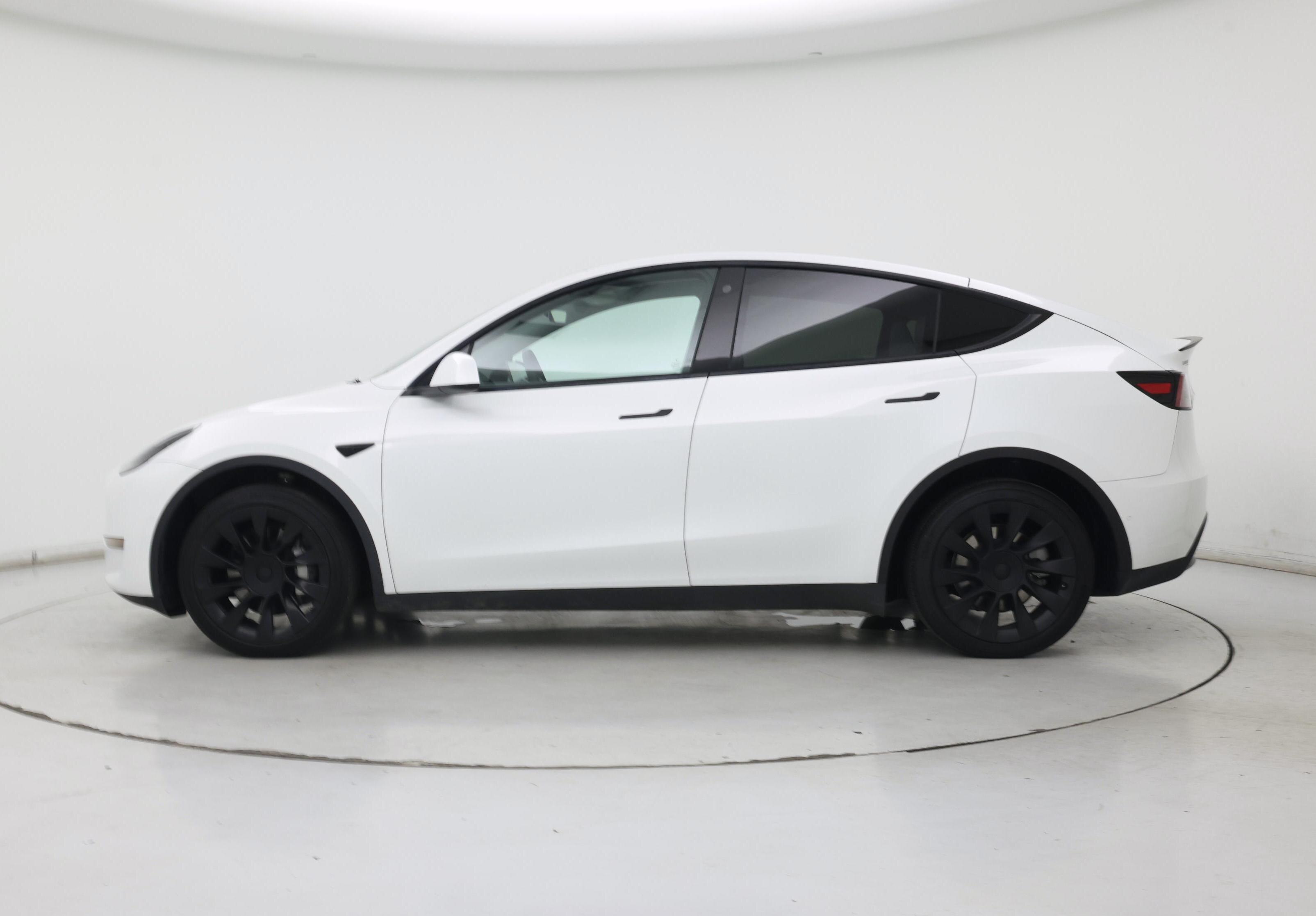 Thumbnail: 2022 Tesla Model Y - 3