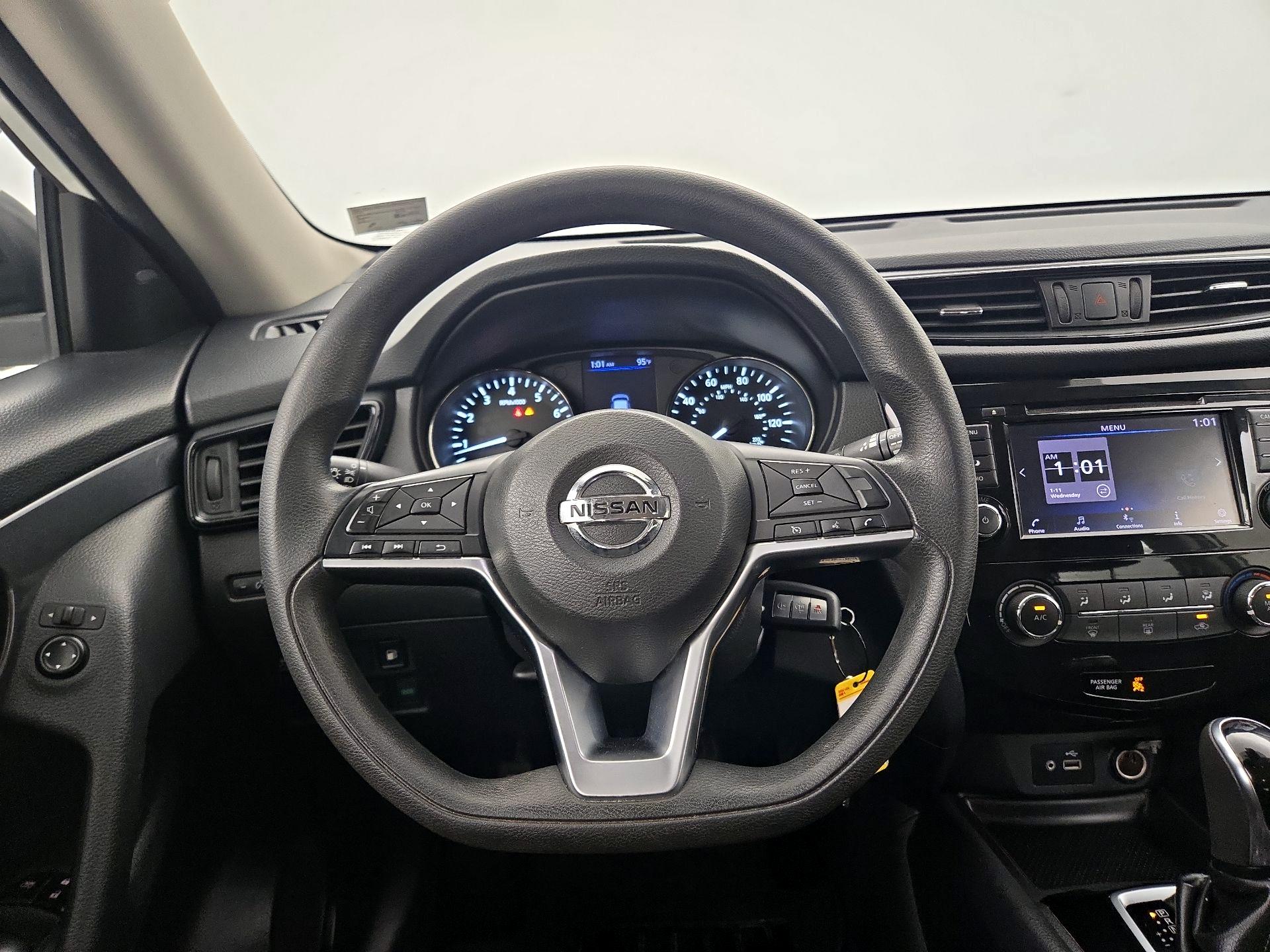 Thumbnail: 2019 Nissan Rogue - 10