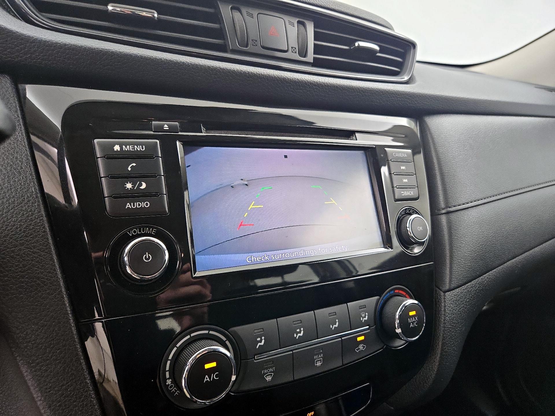 Thumbnail: 2019 Nissan Rogue - 14