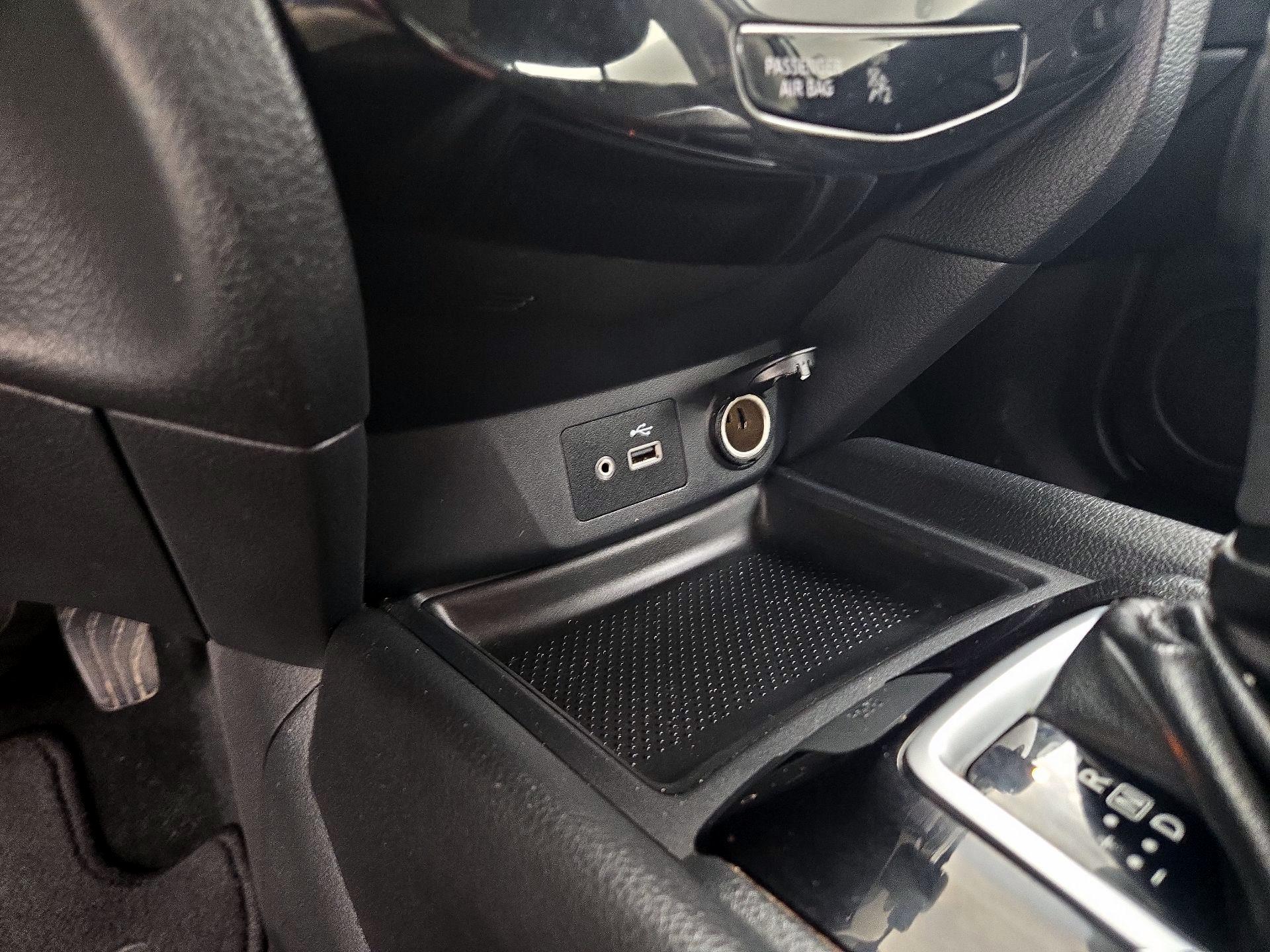 Thumbnail: 2019 Nissan Rogue - 18