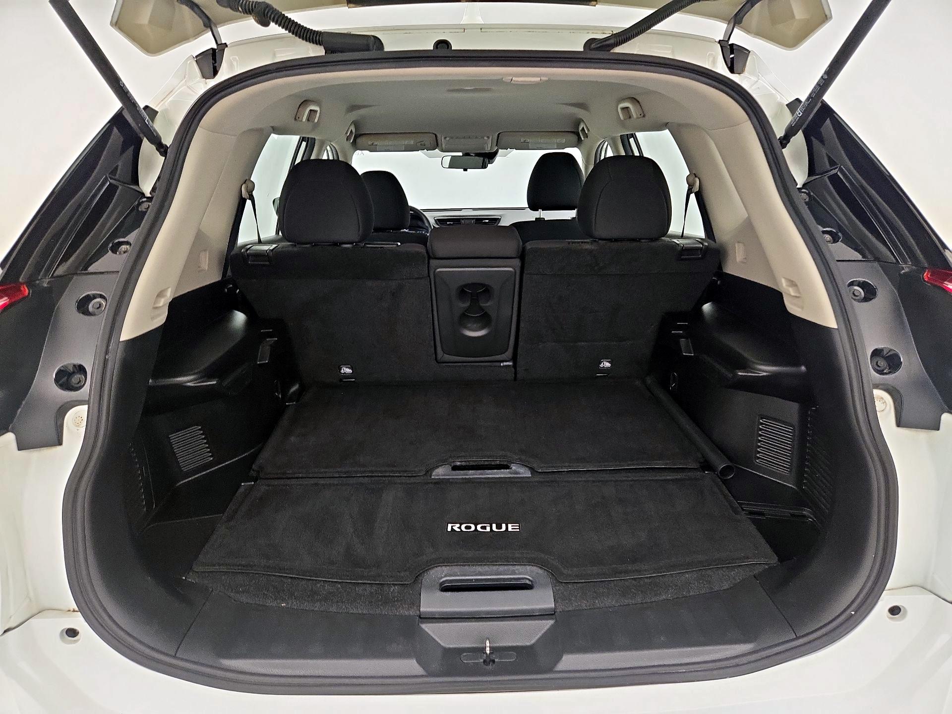 Thumbnail: 2019 Nissan Rogue - 20