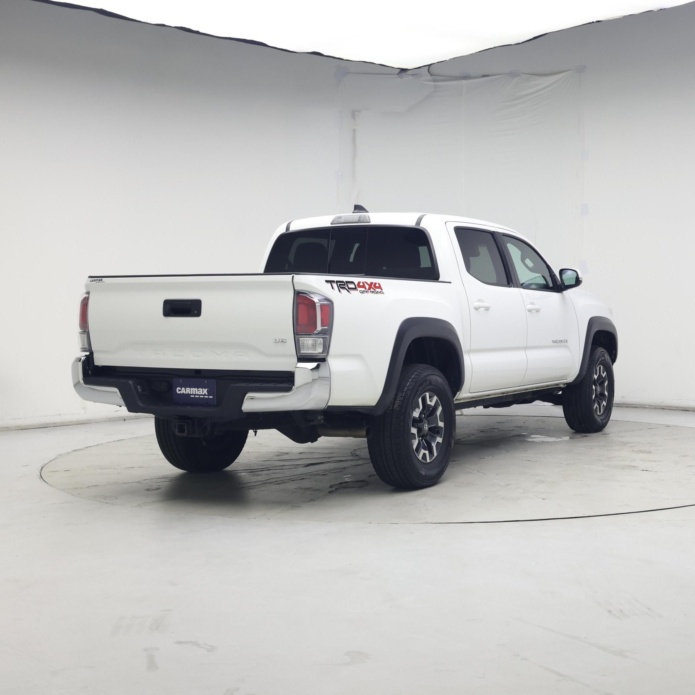 Thumbnail: 2022 Toyota Tacoma - 8