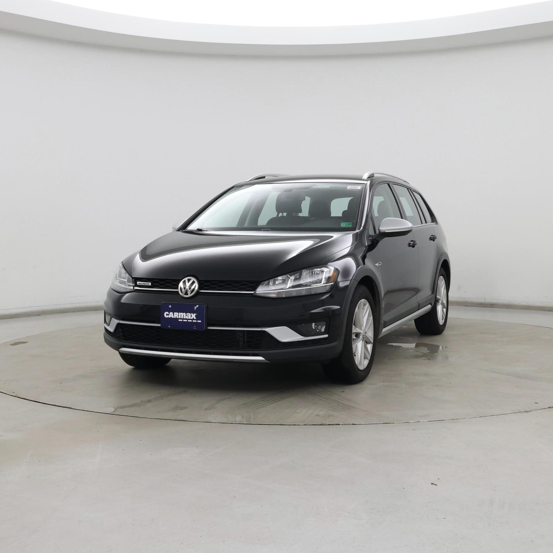 Thumbnail: 2019 Volkswagen Golf - 4