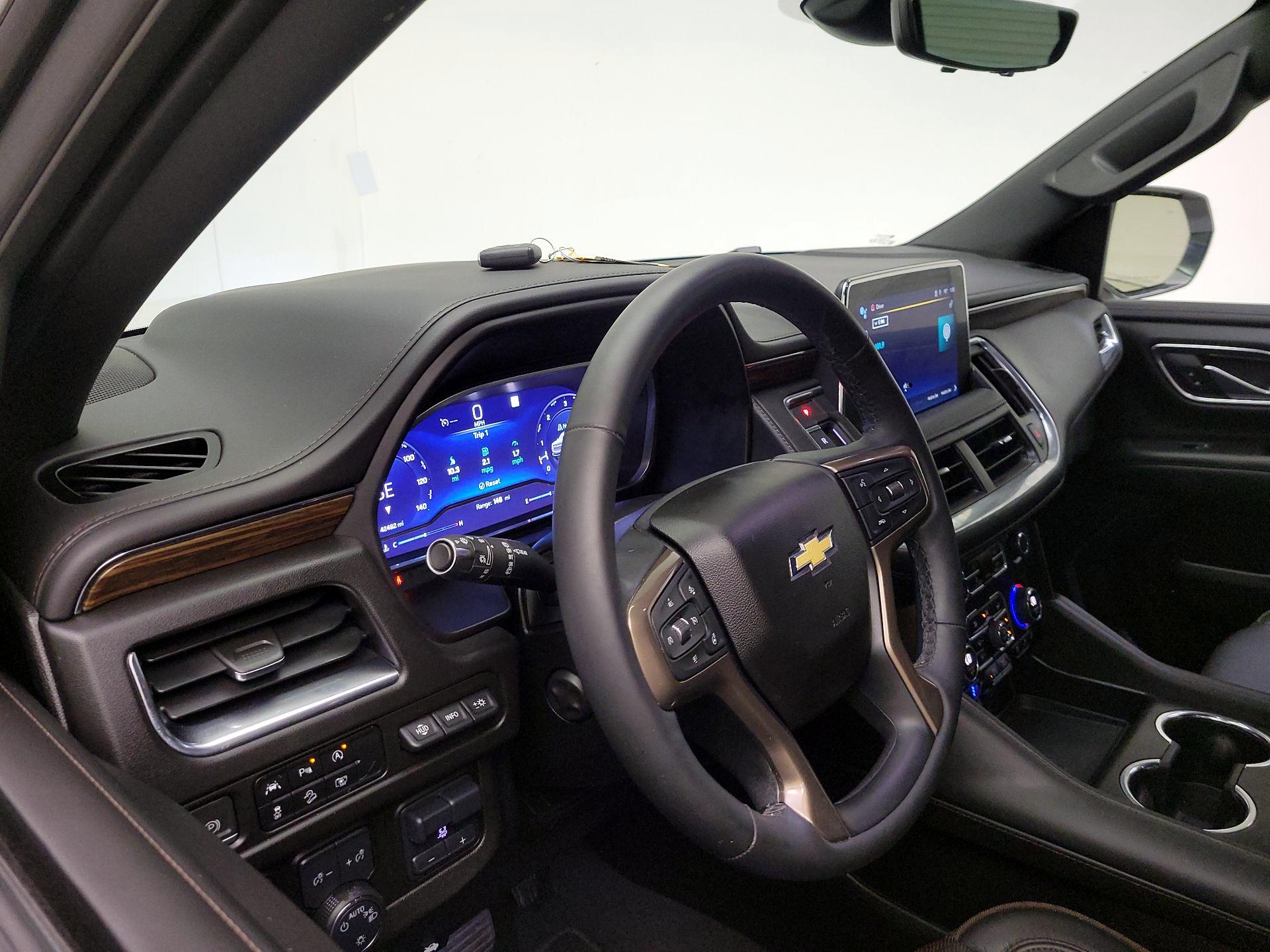 Thumbnail: 2023 Chevrolet Suburban - 9