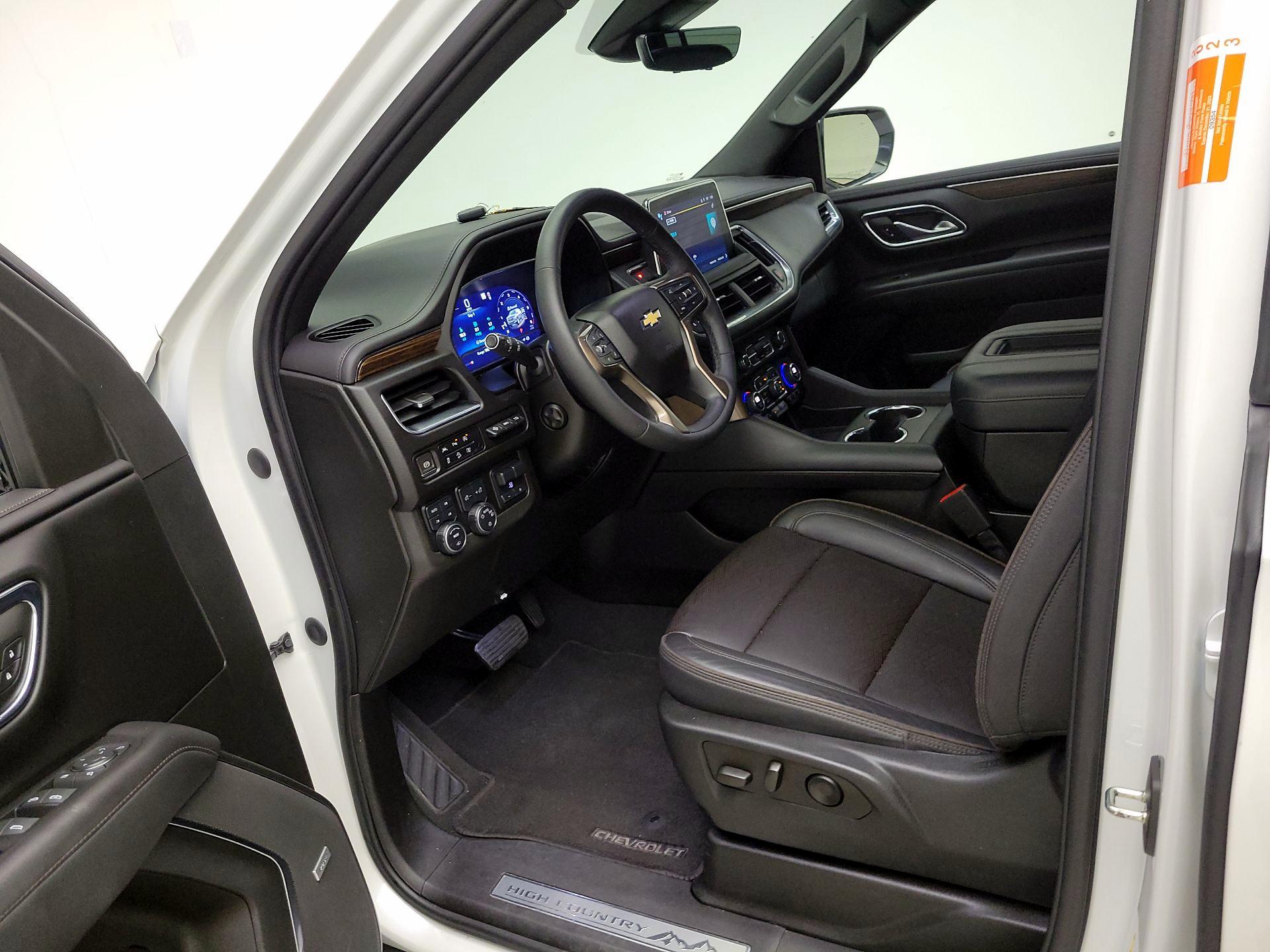 Thumbnail: 2023 Chevrolet Suburban - 11