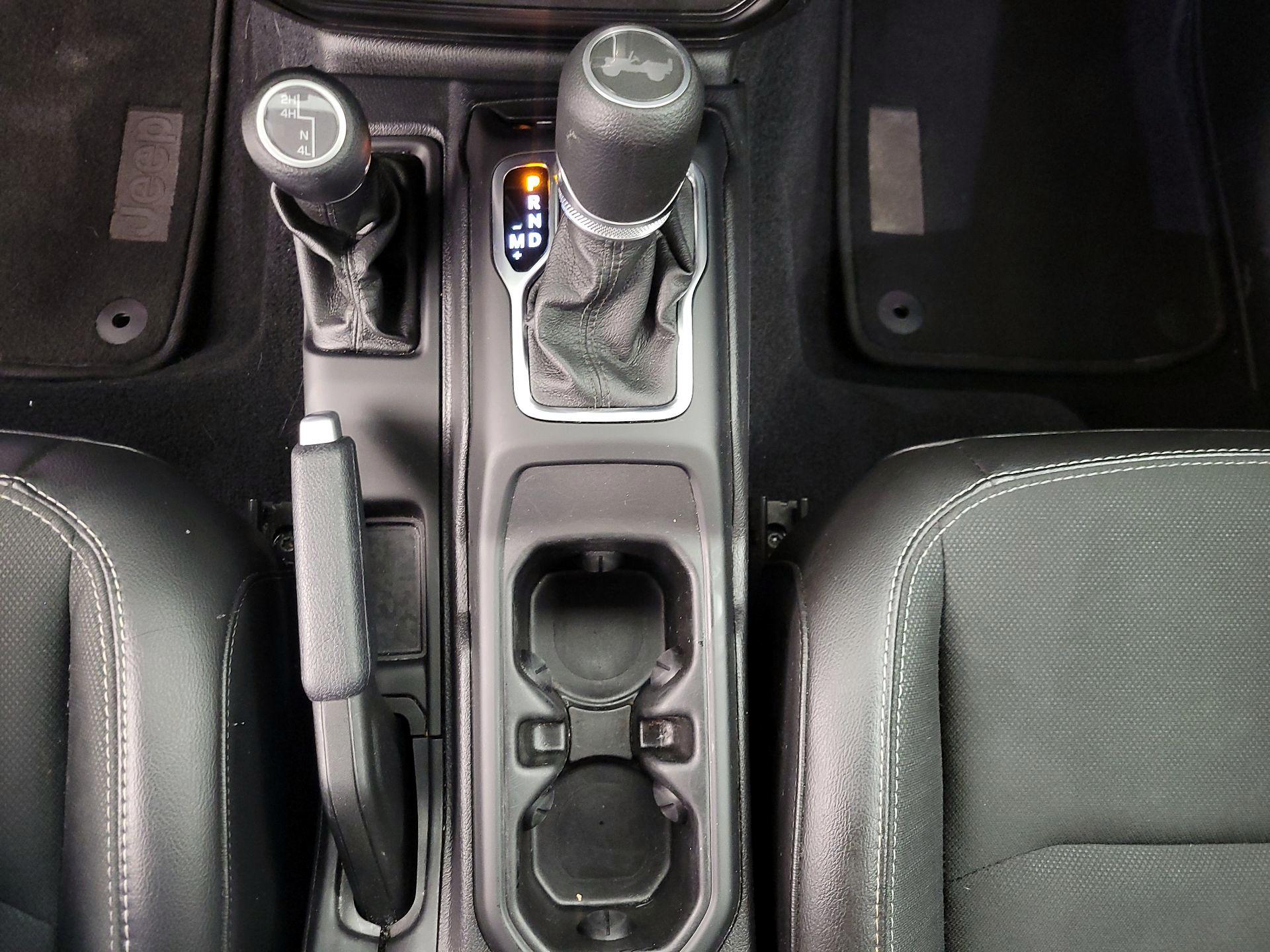 Thumbnail: 2020 Jeep Wrangler - 17