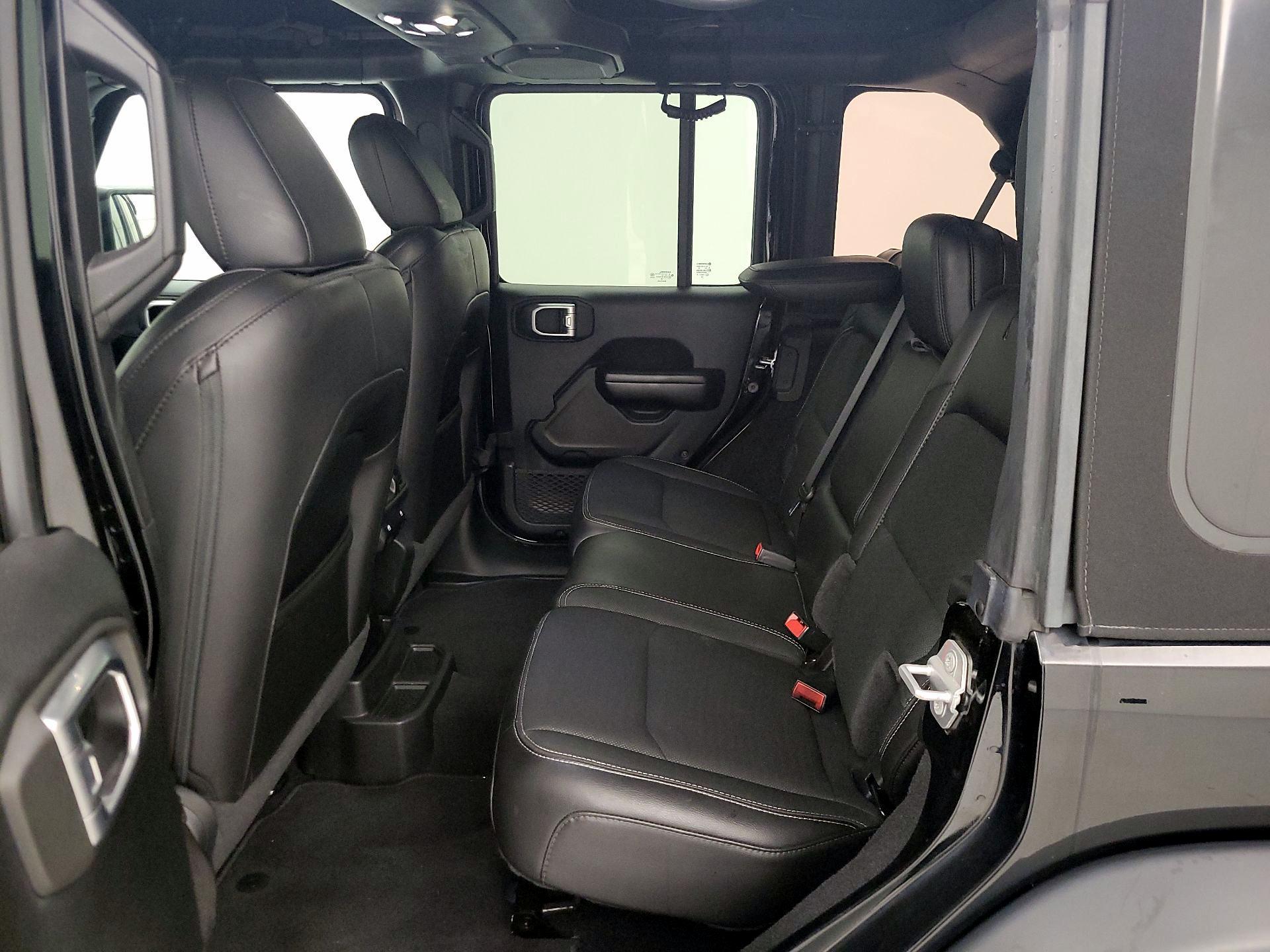 Thumbnail: 2020 Jeep Wrangler - 19