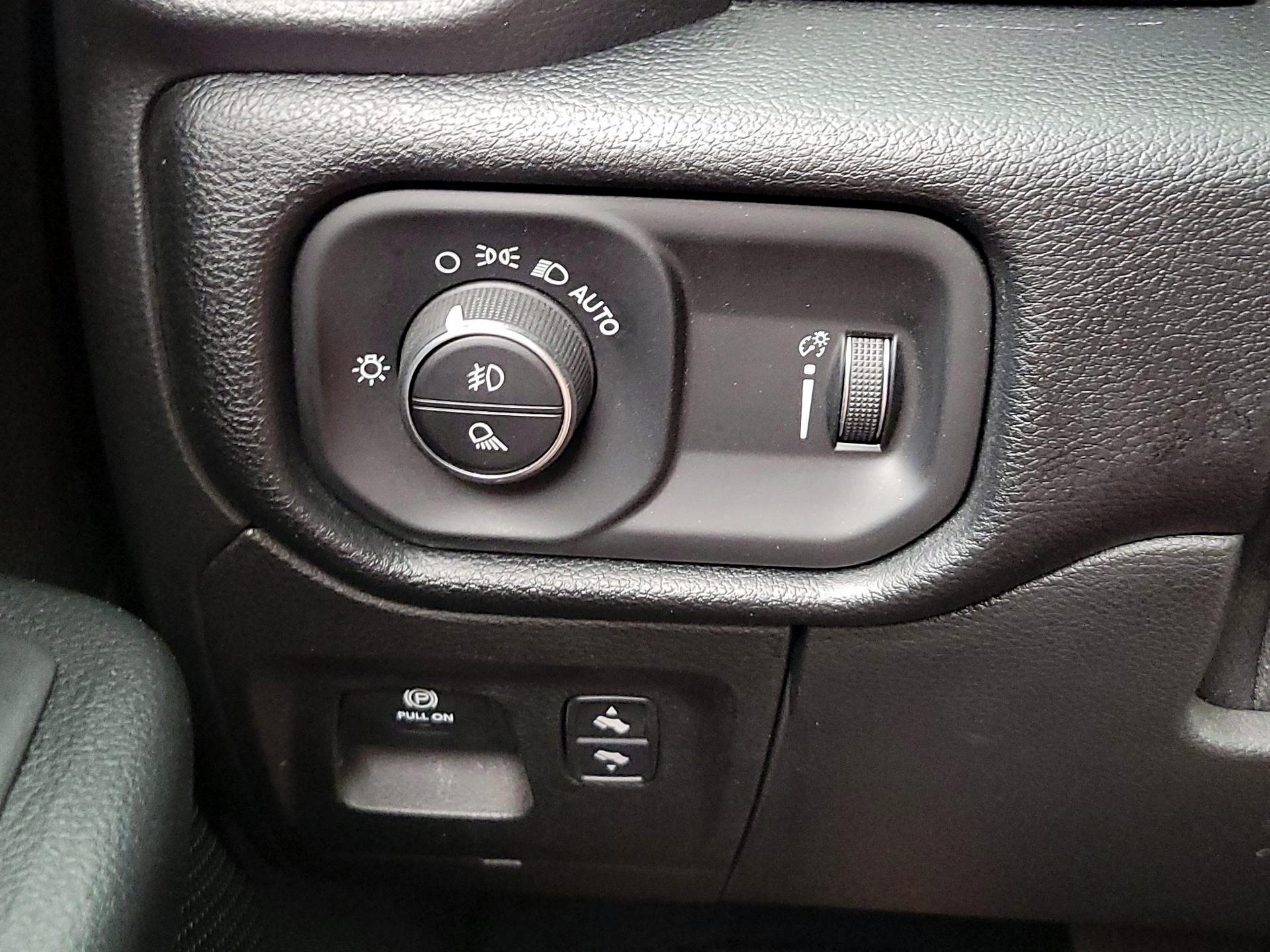 Thumbnail: 2021 RAM 1500 - 13