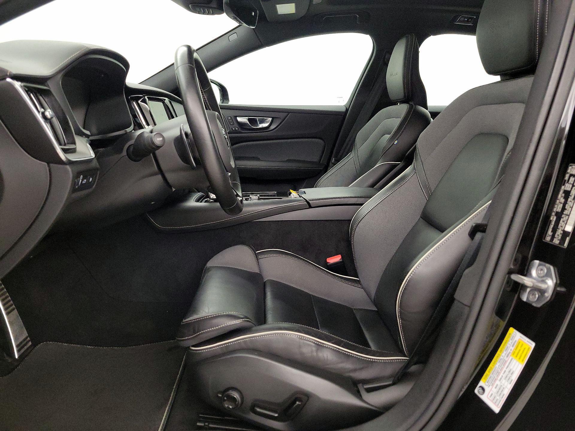 Thumbnail: 2020 Volvo S60 - 11
