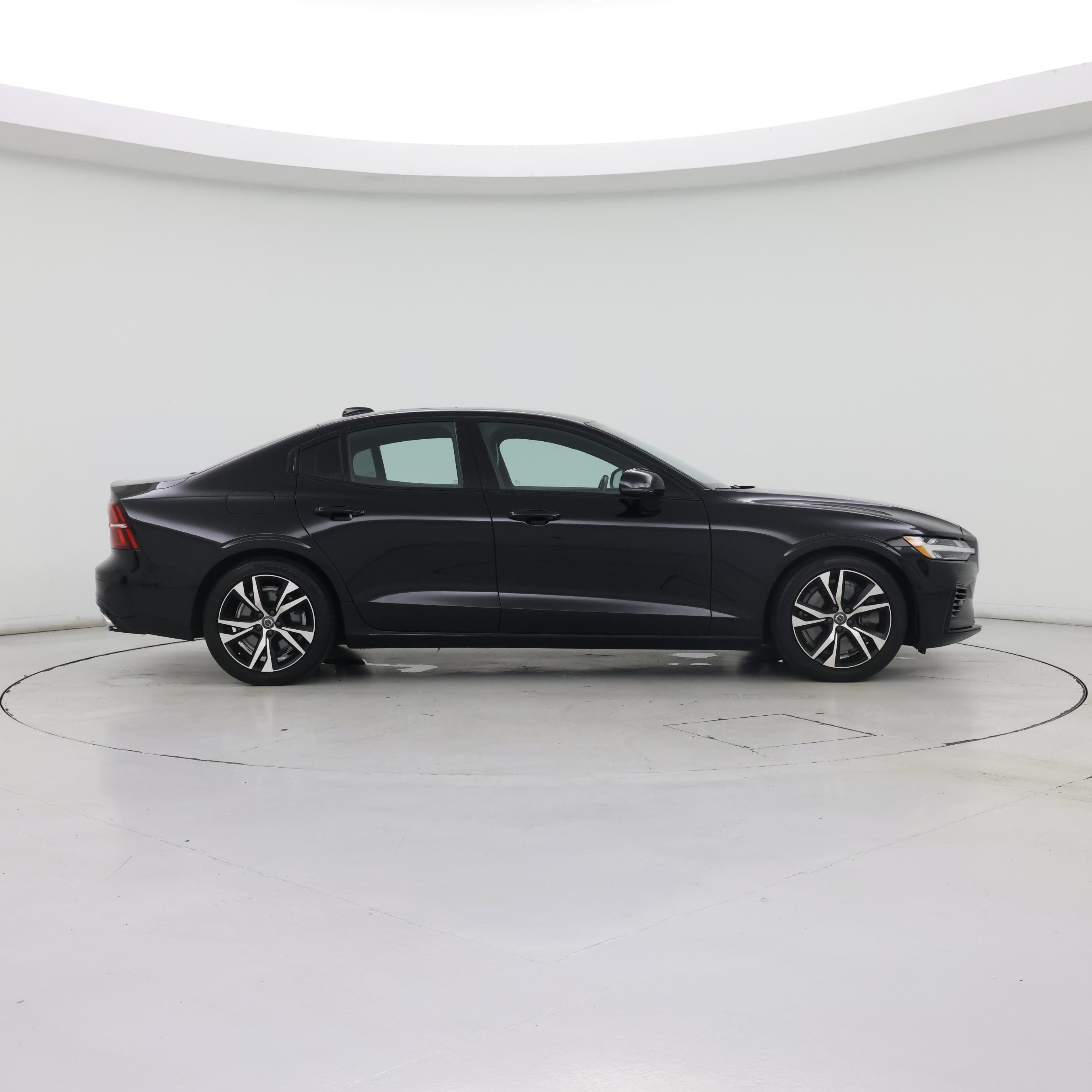 Thumbnail: 2020 Volvo S60 - 7