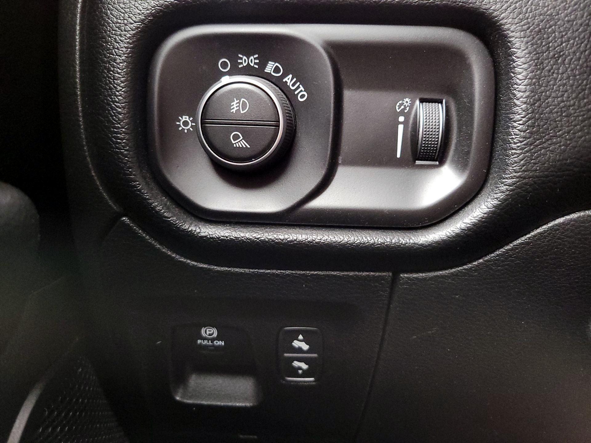 Thumbnail: 2020 RAM 1500 - 13