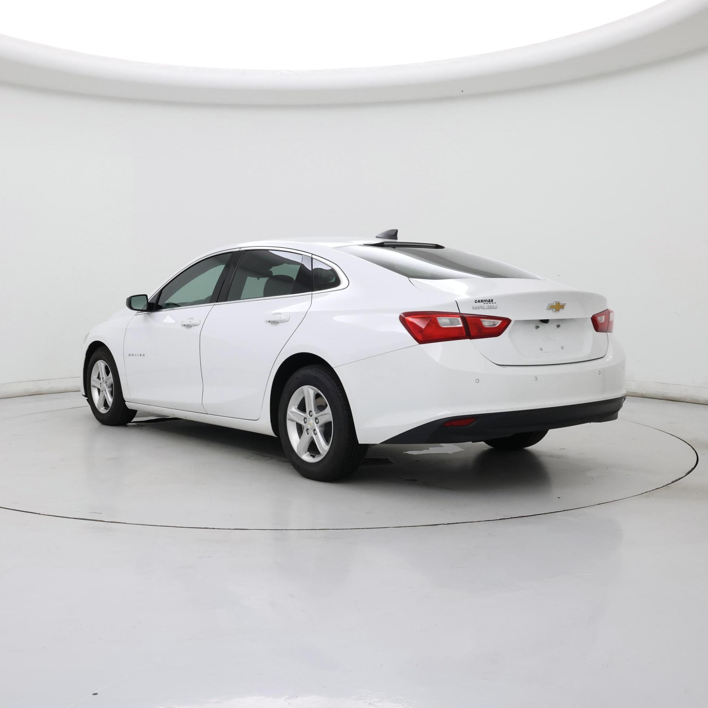 Thumbnail: 2024 Chevrolet Malibu - 2
