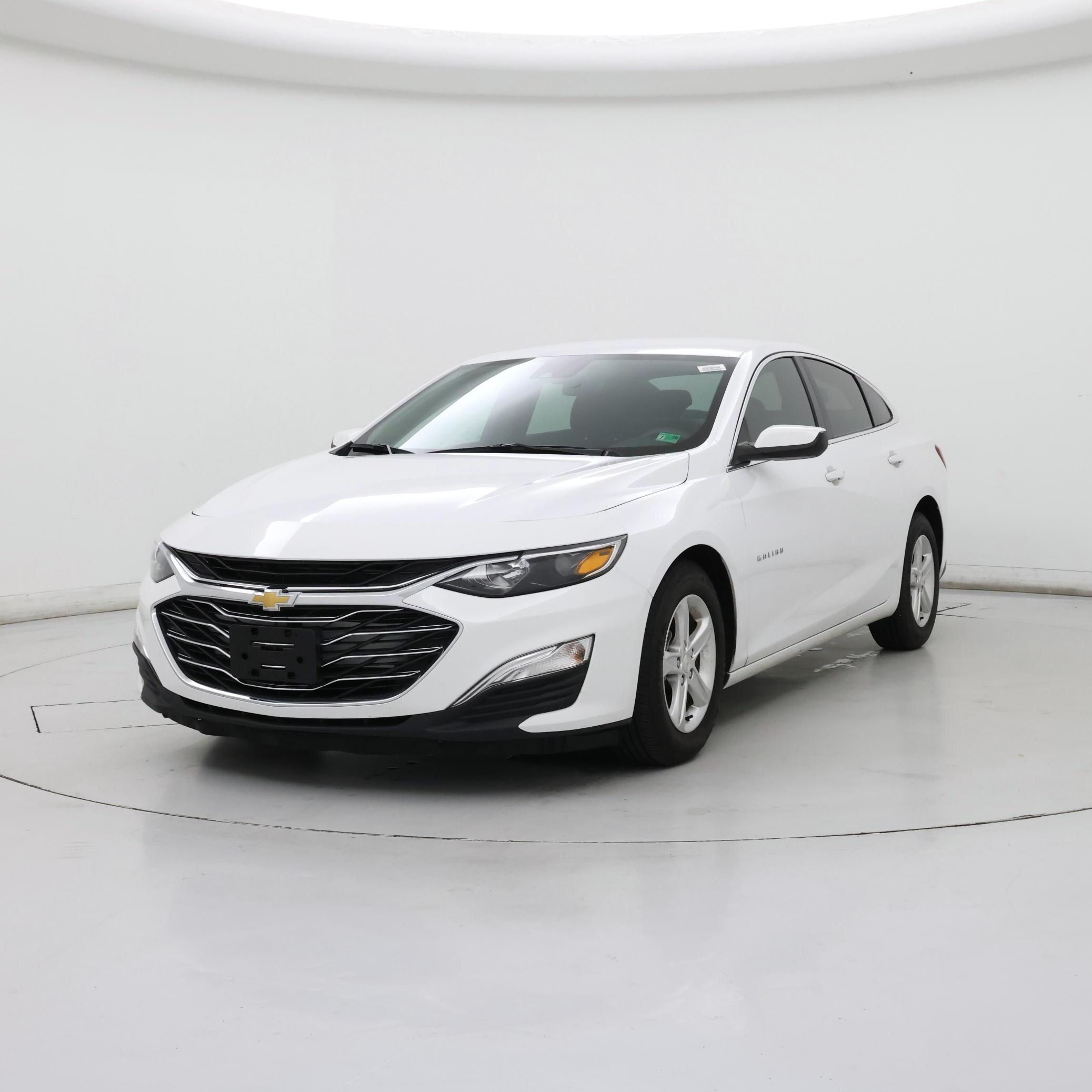 Thumbnail: 2024 Chevrolet Malibu - 4