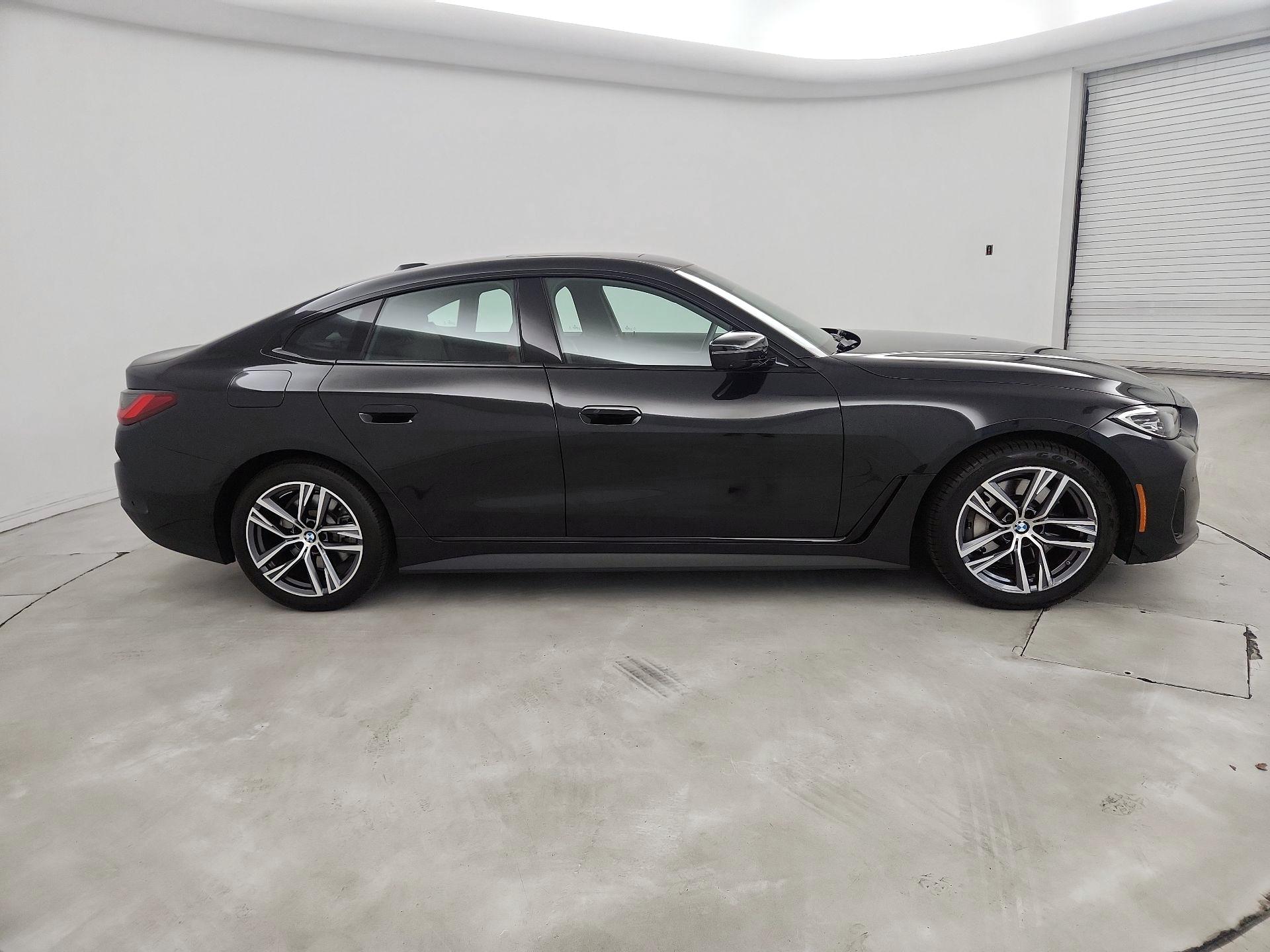 Thumbnail: 2022 BMW 4 Series - 4