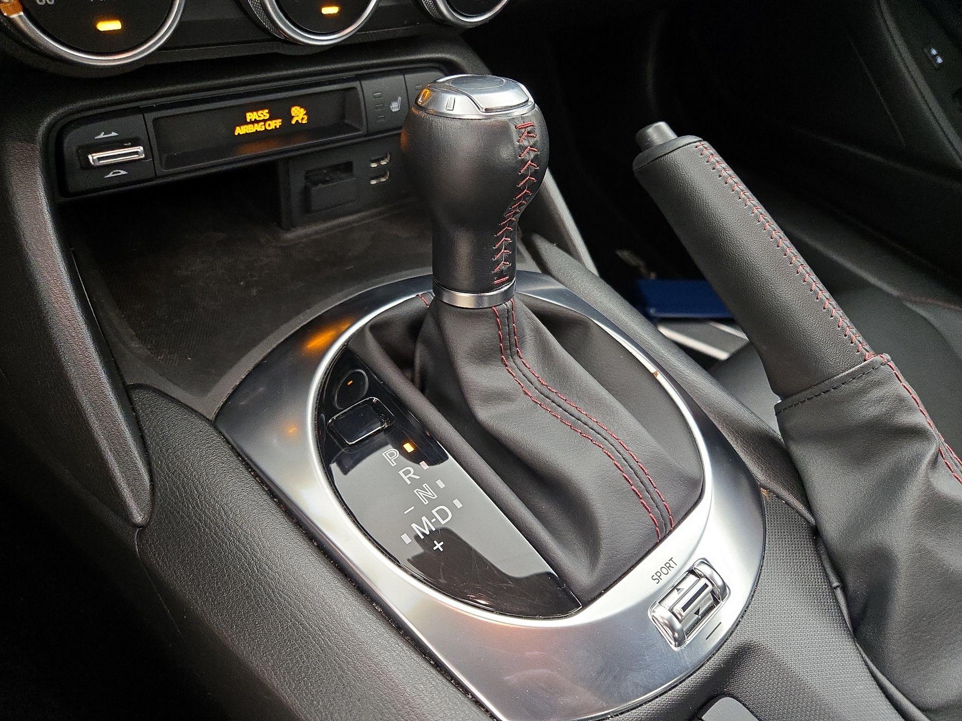 Thumbnail: 2019 Mazda MX-5 Miata - 18