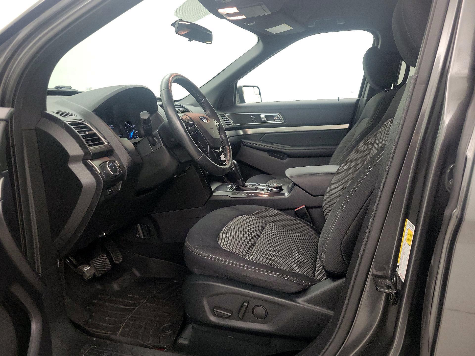 Thumbnail: 2019 Ford Explorer - 11