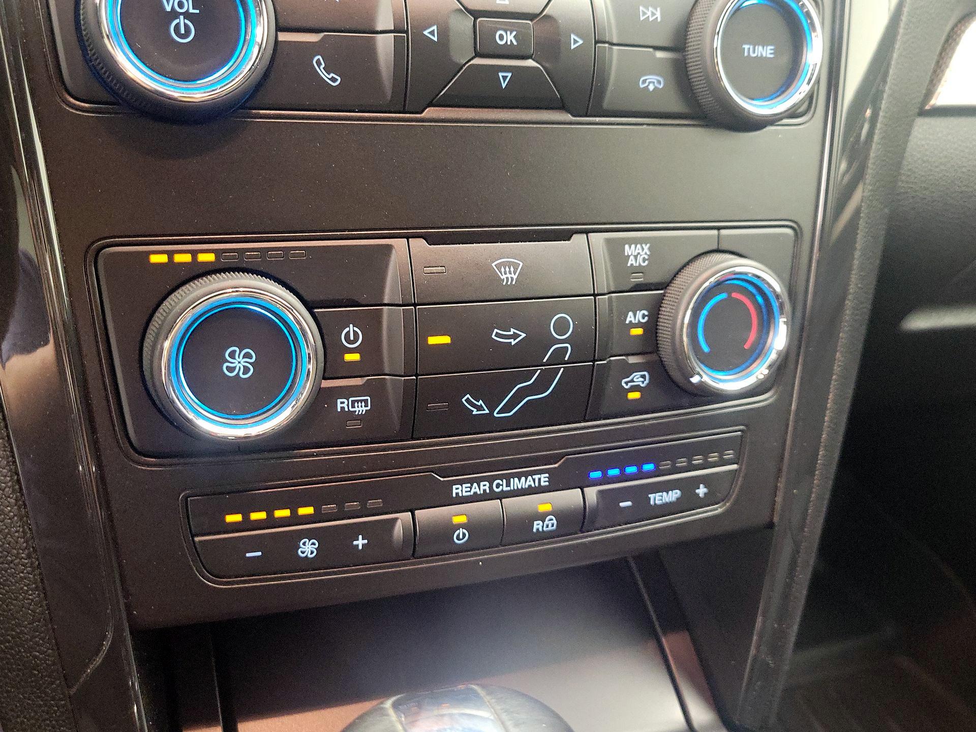 Thumbnail: 2019 Ford Explorer - 16