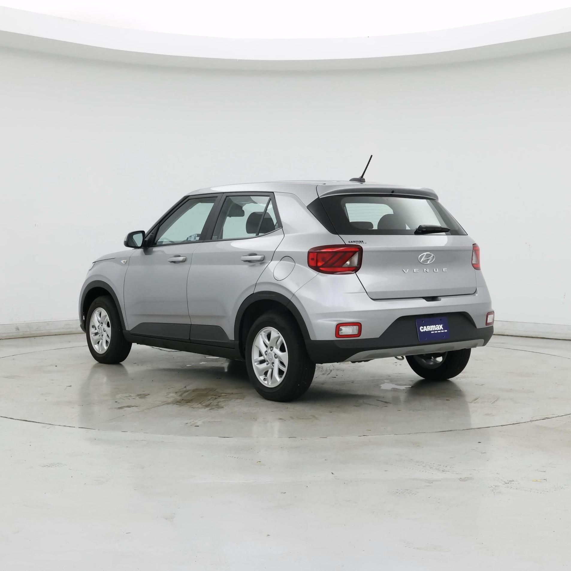 Thumbnail: 2025 Hyundai Venue - 2