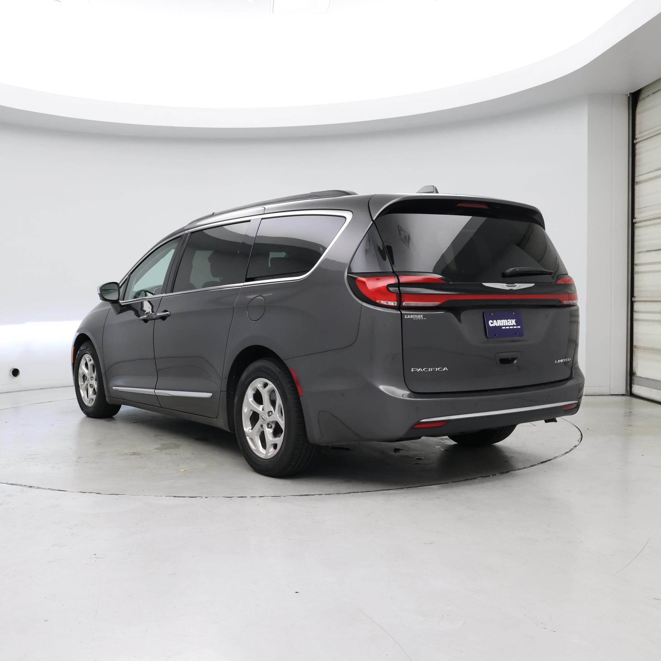 Thumbnail: 2022 Chrysler Pacifica - 2