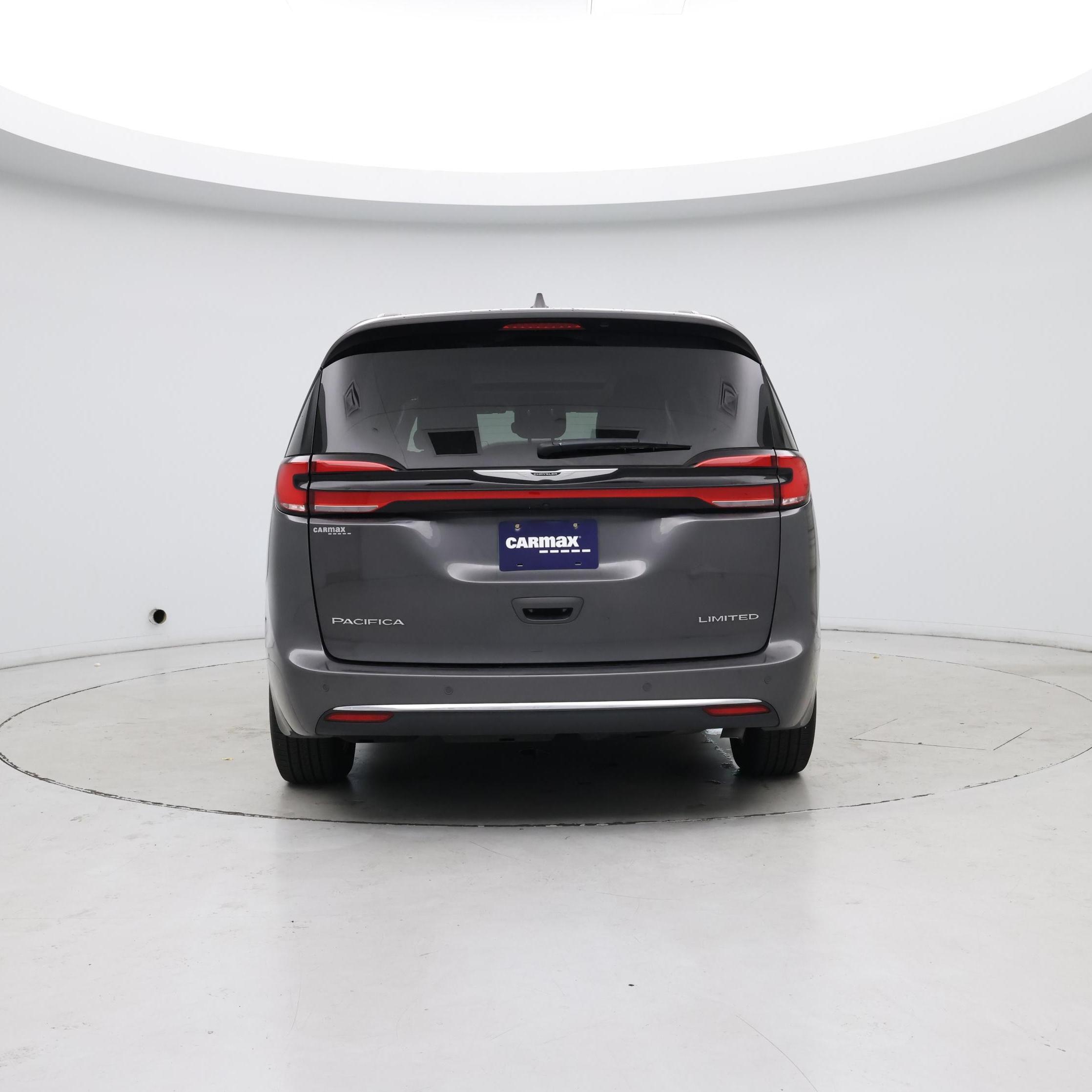 Thumbnail: 2022 Chrysler Pacifica - 6
