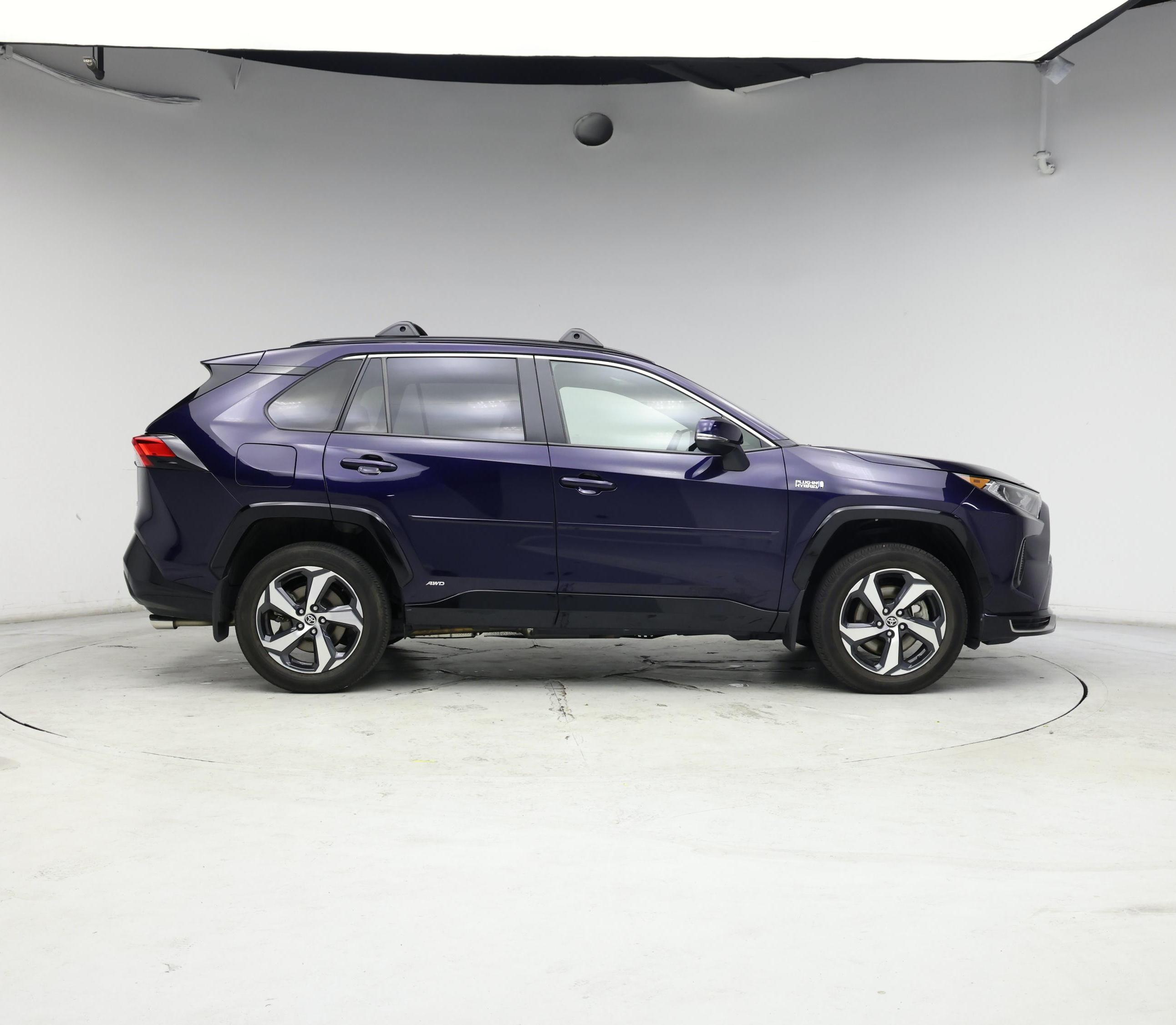 Thumbnail: 2021 Toyota RAV4 - 7