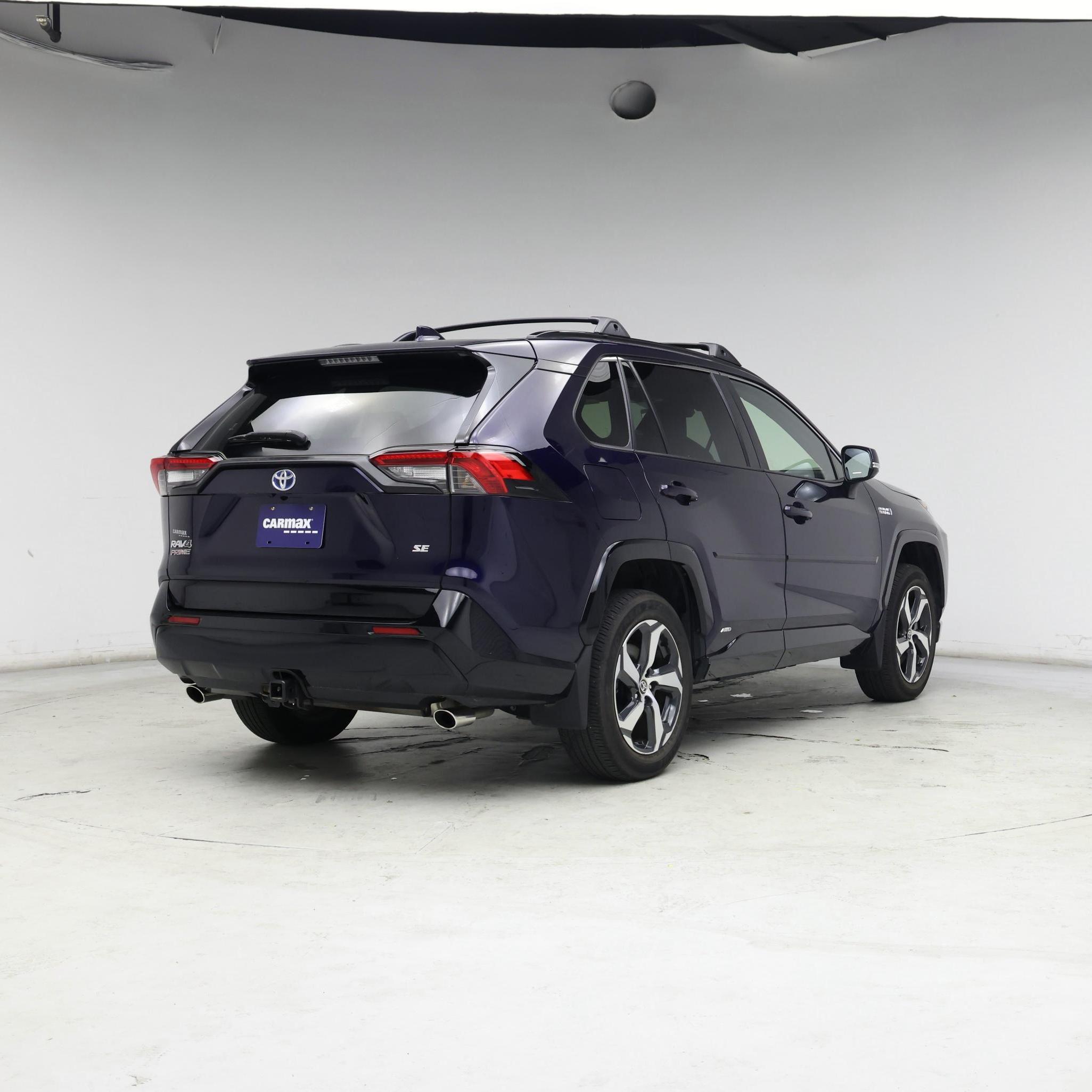 Thumbnail: 2021 Toyota RAV4 - 8