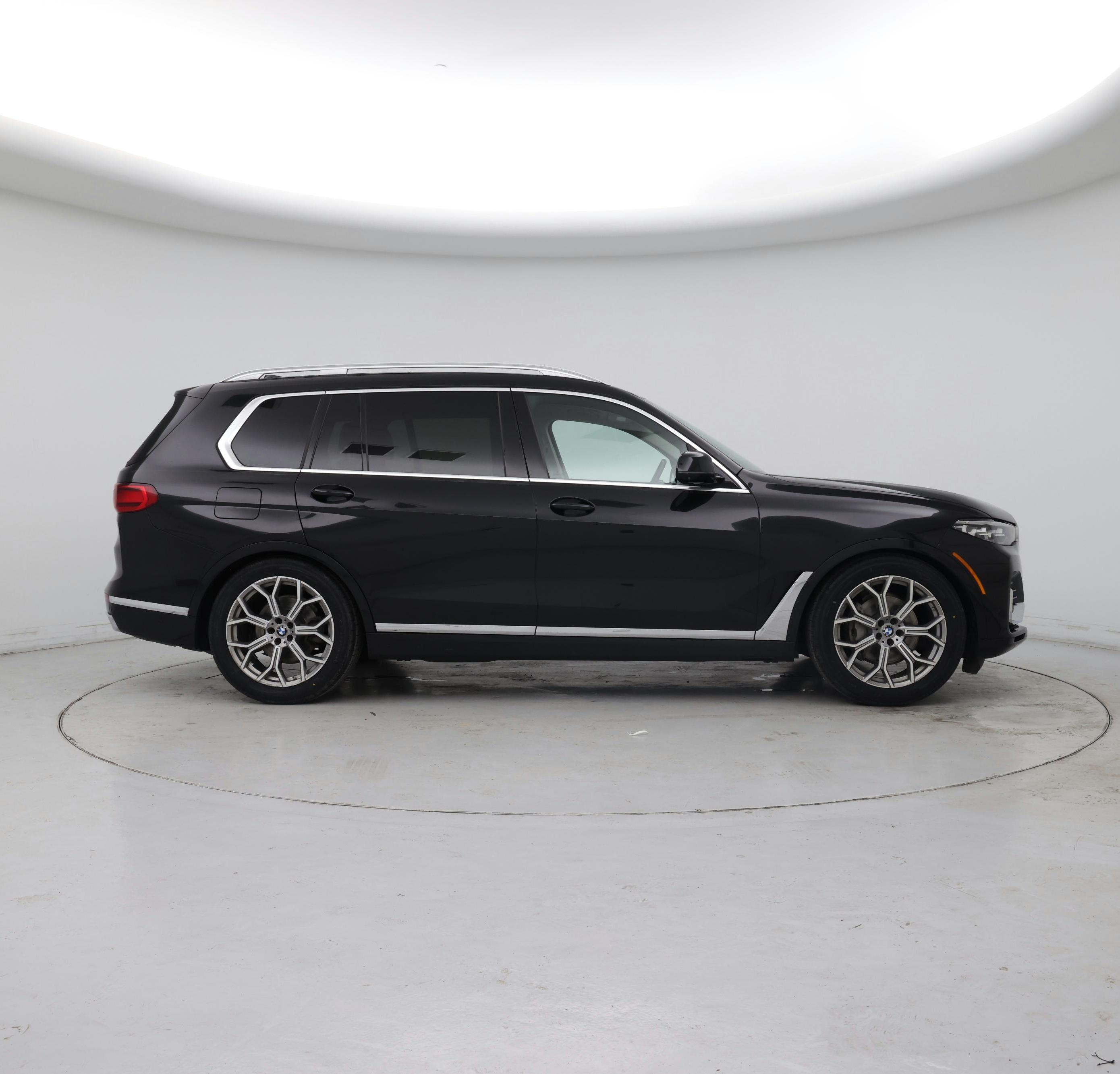 Thumbnail: 2020 BMW X7 - 7