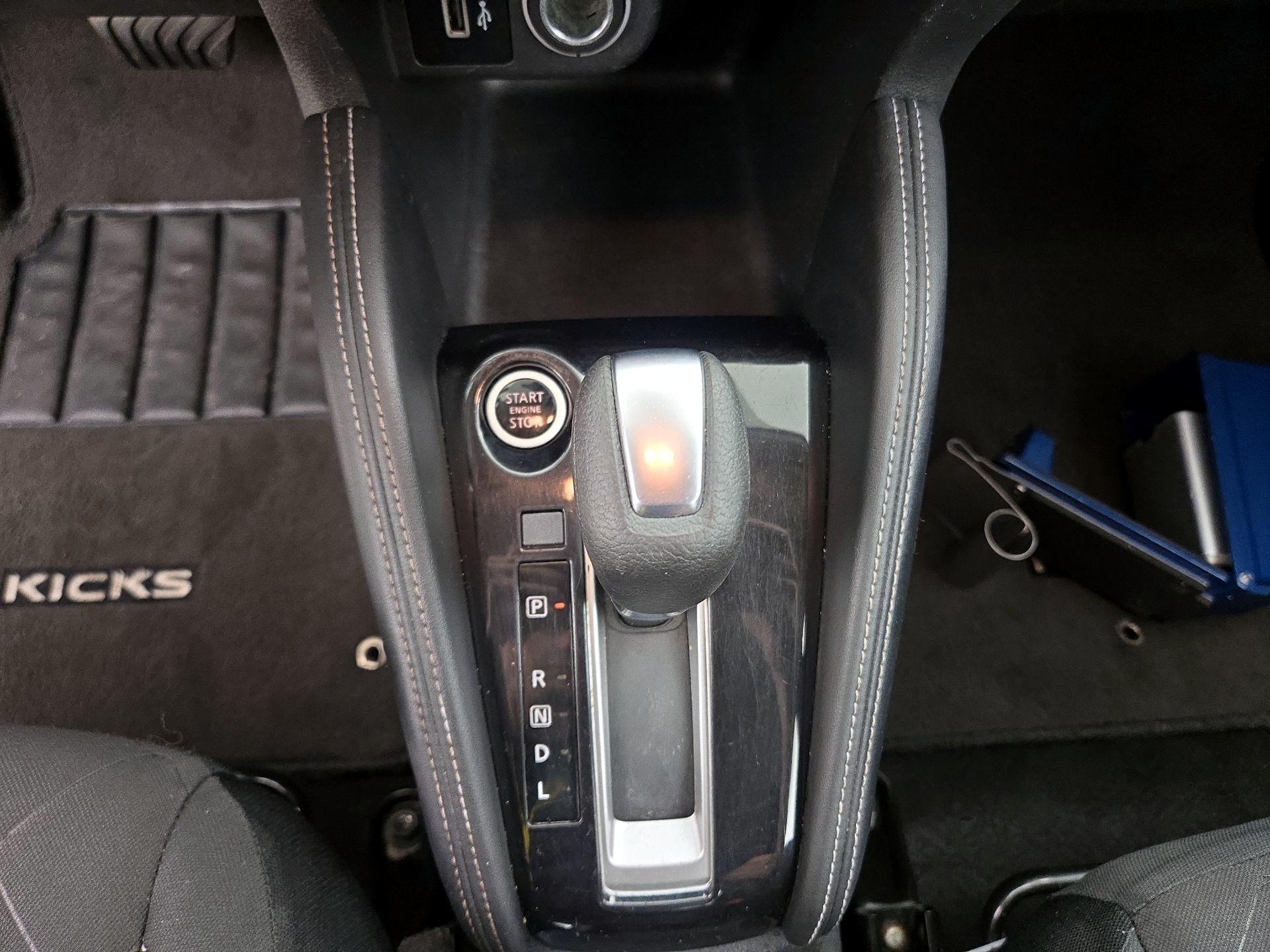 Thumbnail: 2020 Nissan Kicks - 17