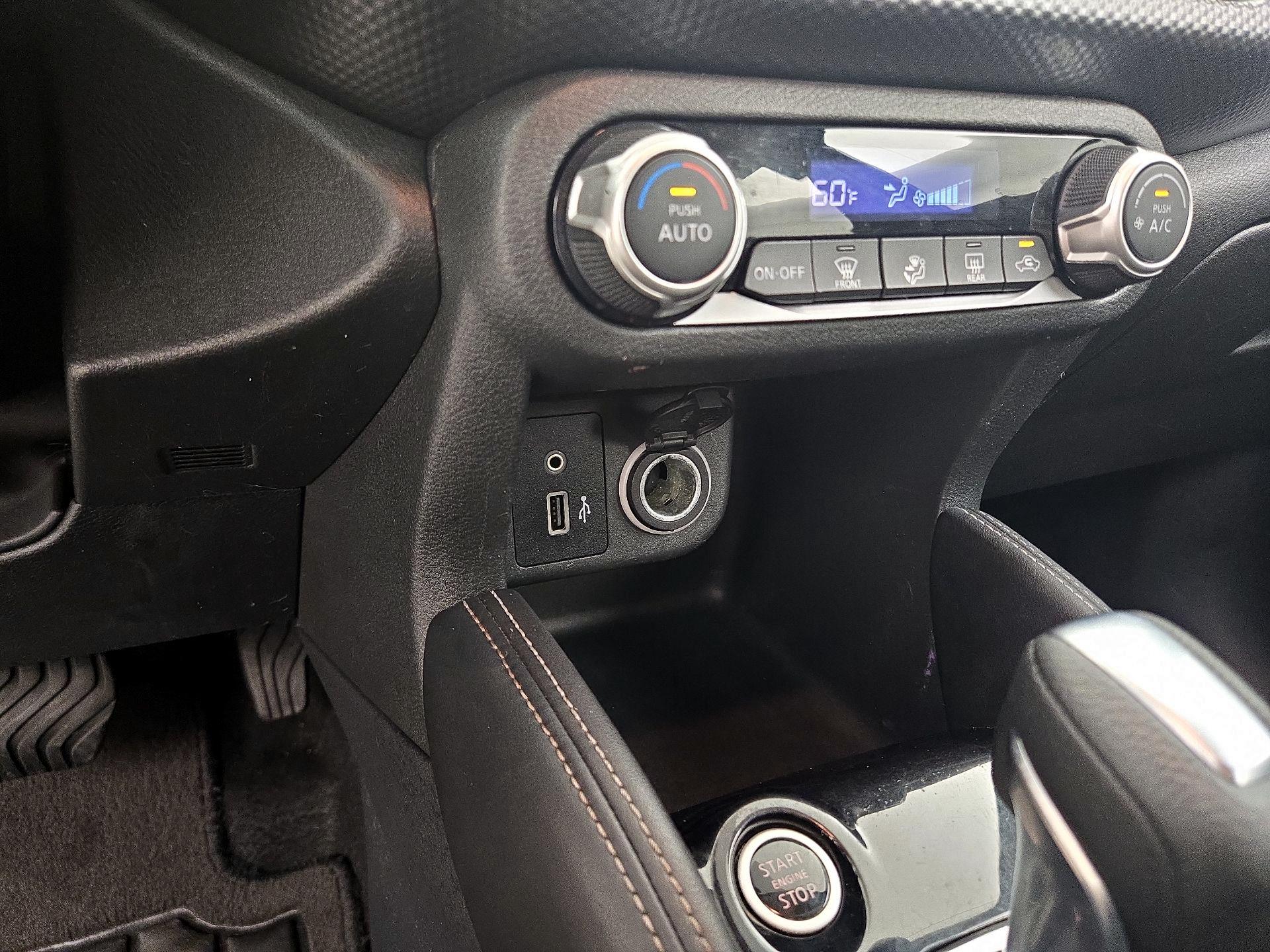 Thumbnail: 2020 Nissan Kicks - 18