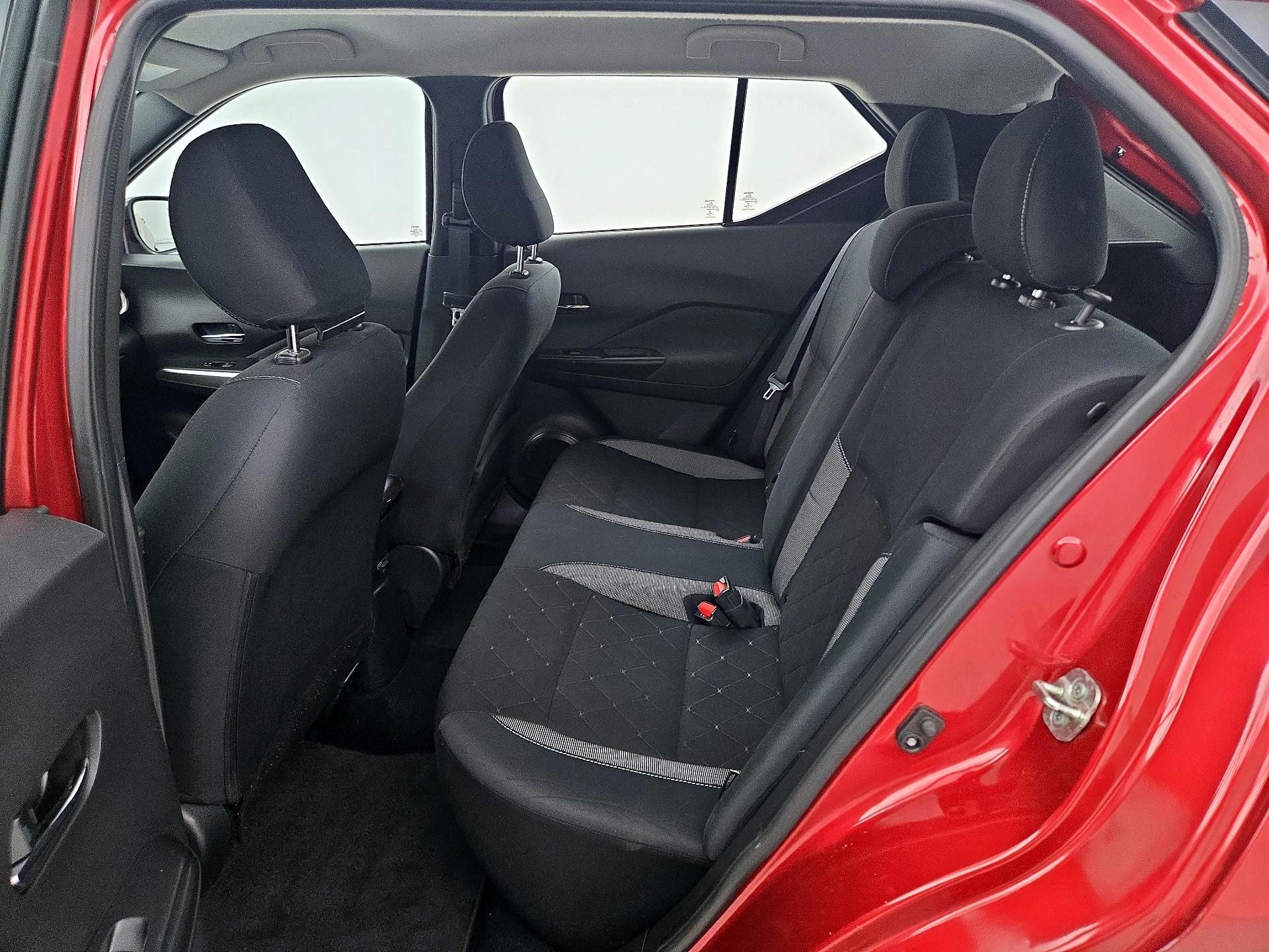 Thumbnail: 2020 Nissan Kicks - 19