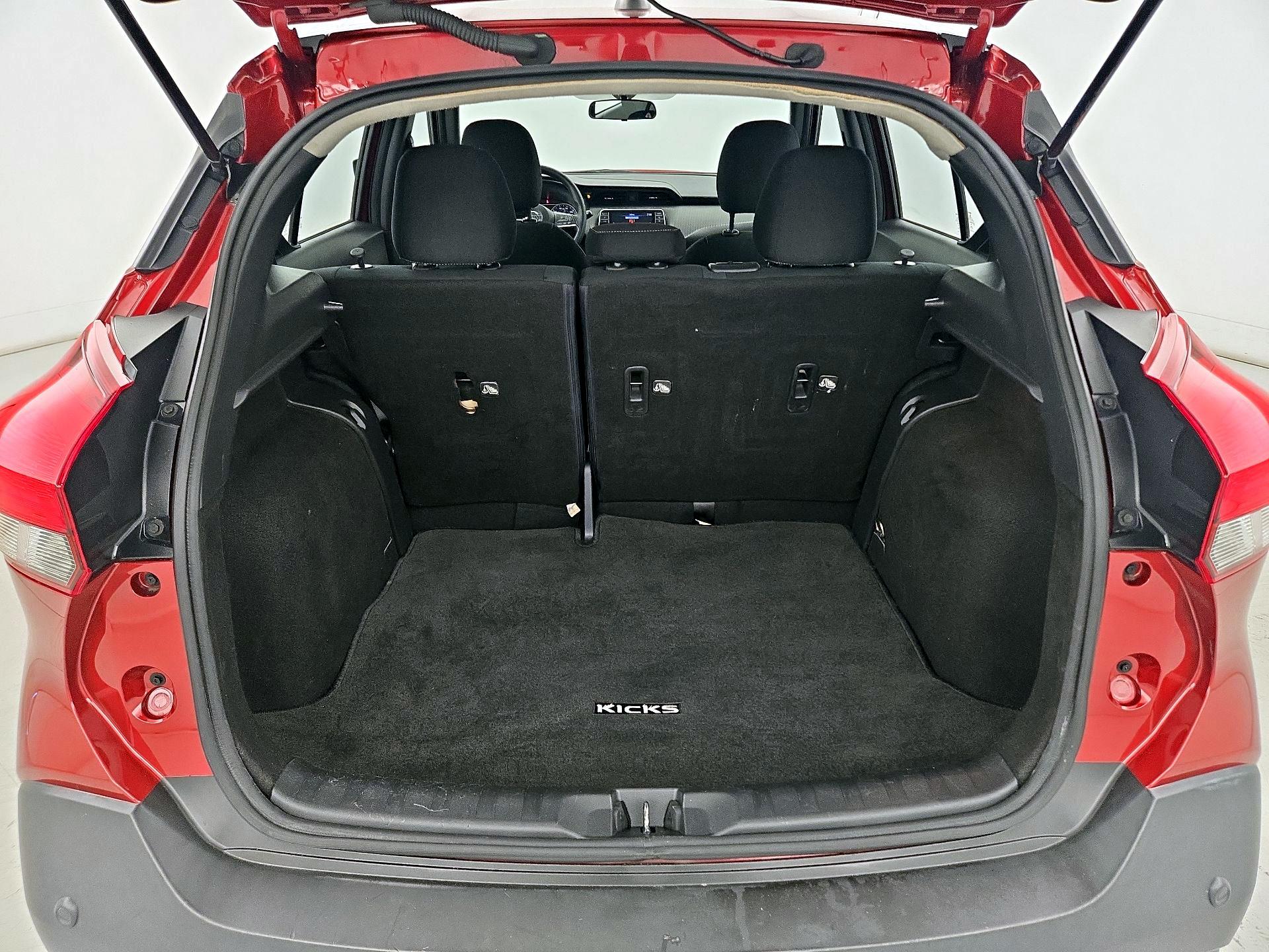 Thumbnail: 2020 Nissan Kicks - 20