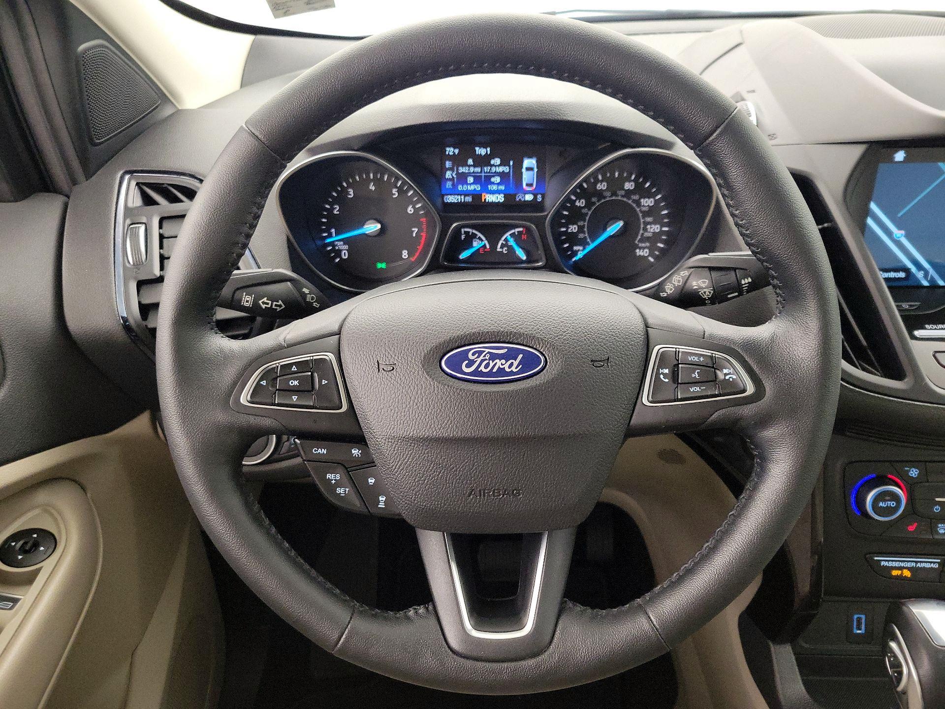 Thumbnail: 2019 Ford Escape - 10