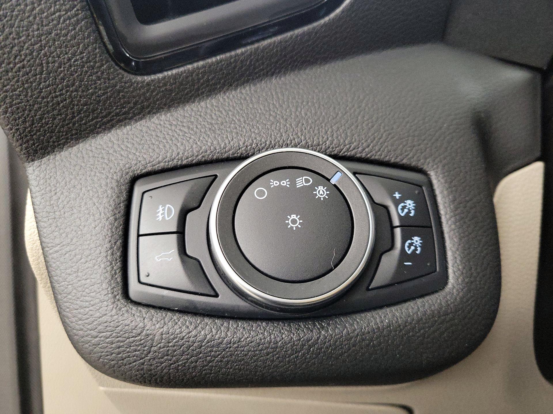 Thumbnail: 2019 Ford Escape - 13