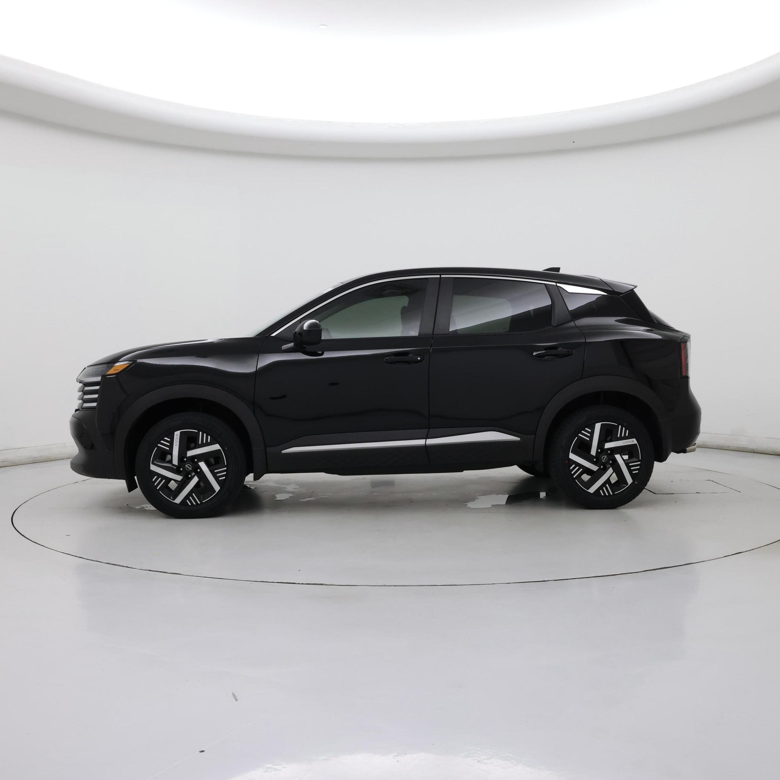 Thumbnail: 2025 Nissan Kicks - 3