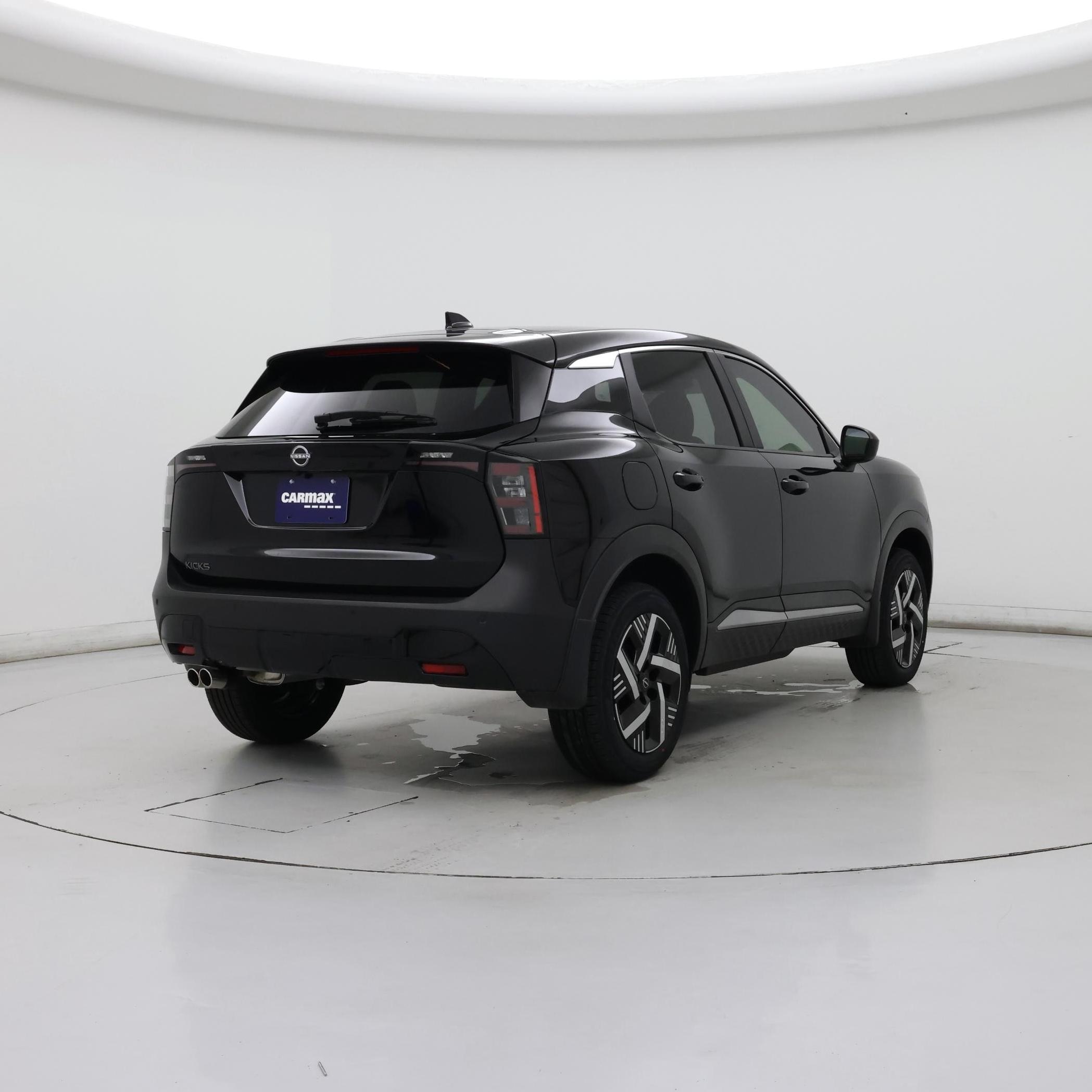 Thumbnail: 2025 Nissan Kicks - 8