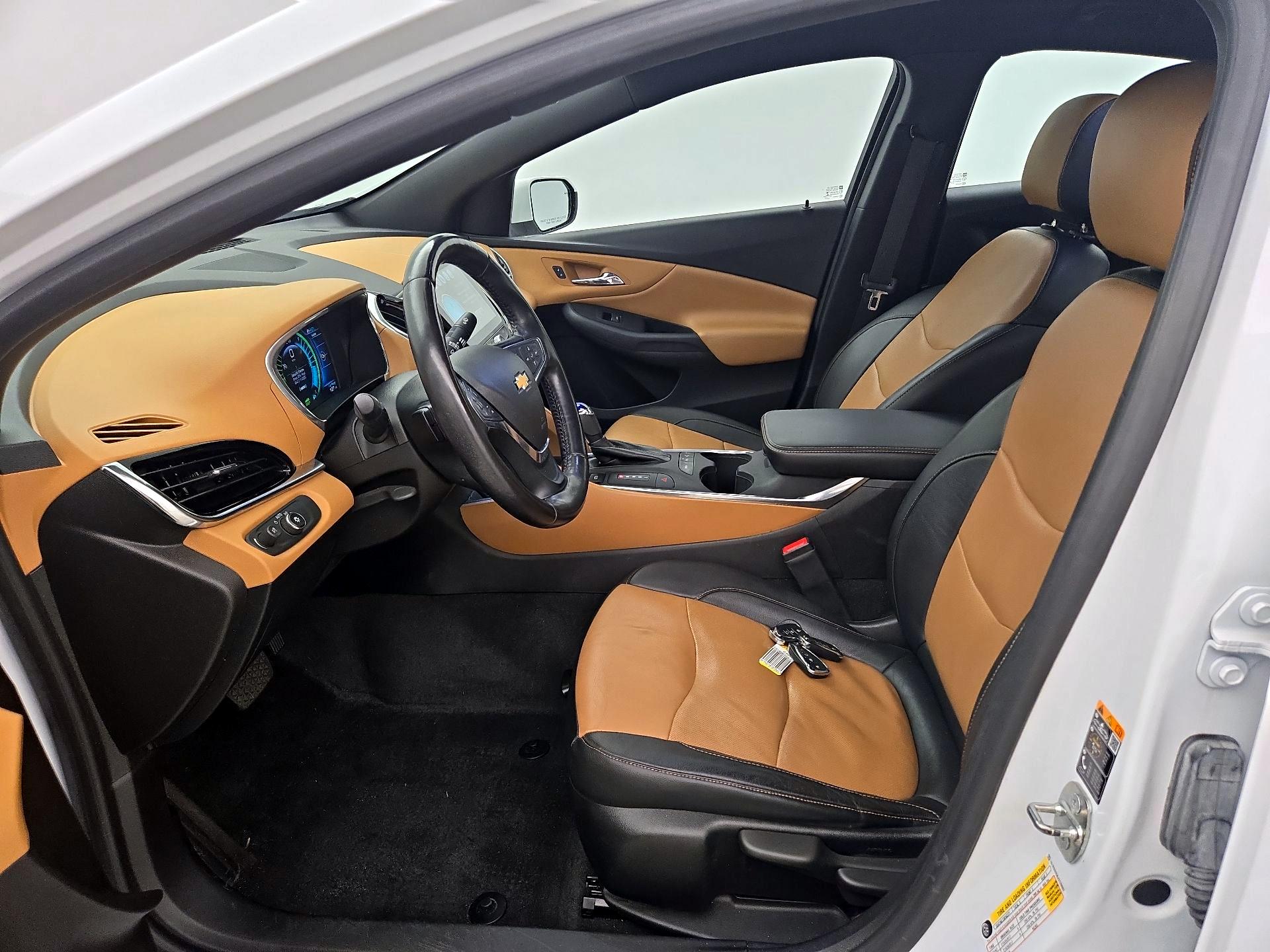 Thumbnail: 2018 Chevrolet Volt - 11