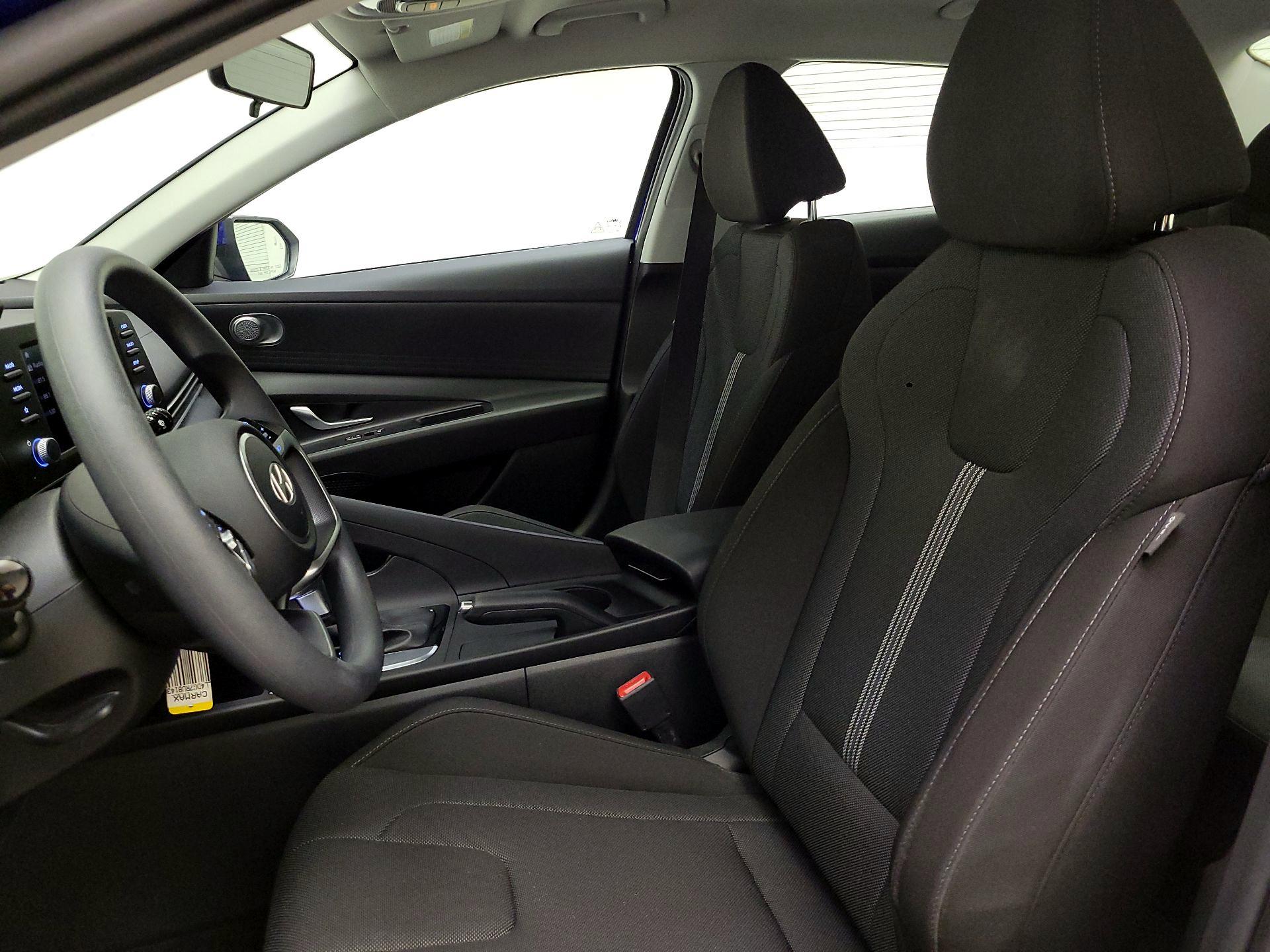Thumbnail: 2024 Hyundai Elantra - 11