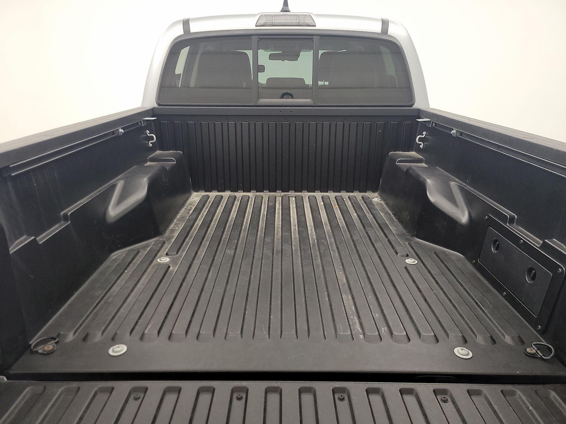 Thumbnail: 2022 Toyota Tacoma - 20