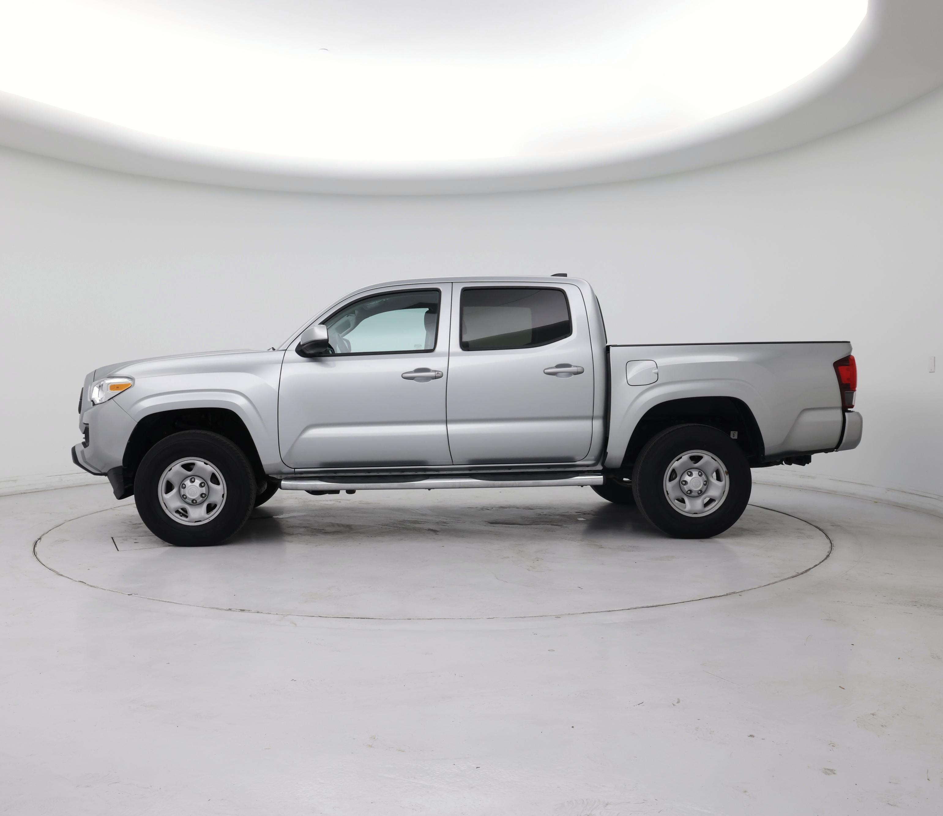 Thumbnail: 2022 Toyota Tacoma - 3