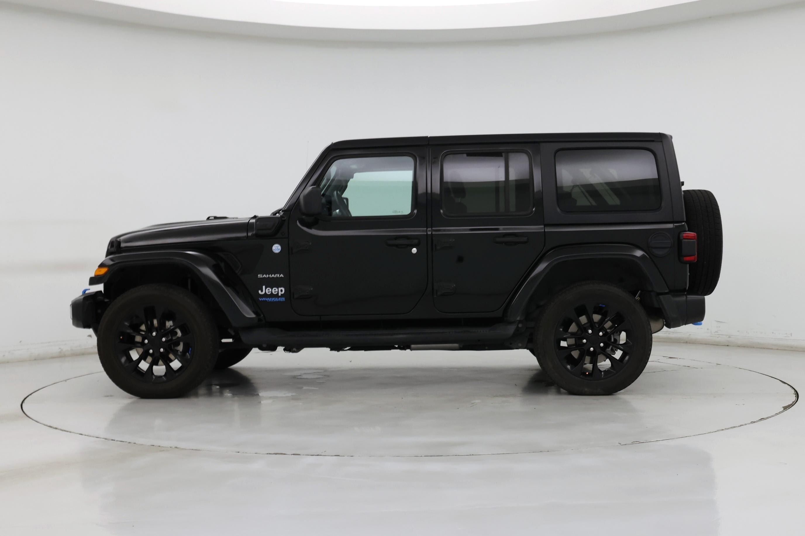 Thumbnail: 2022 Jeep Wrangler - 3