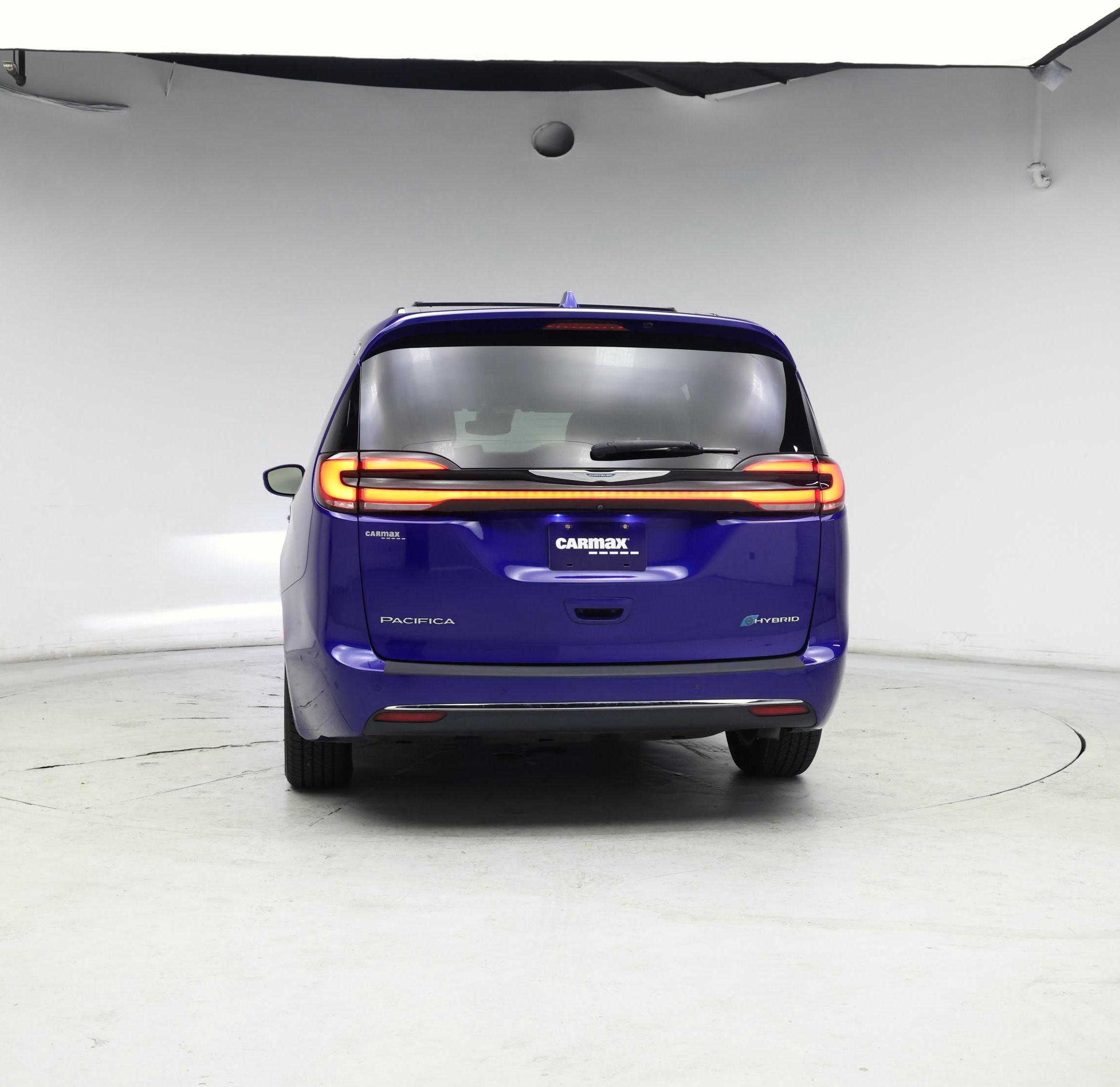 Thumbnail: 2021 Chrysler Pacifica - 6