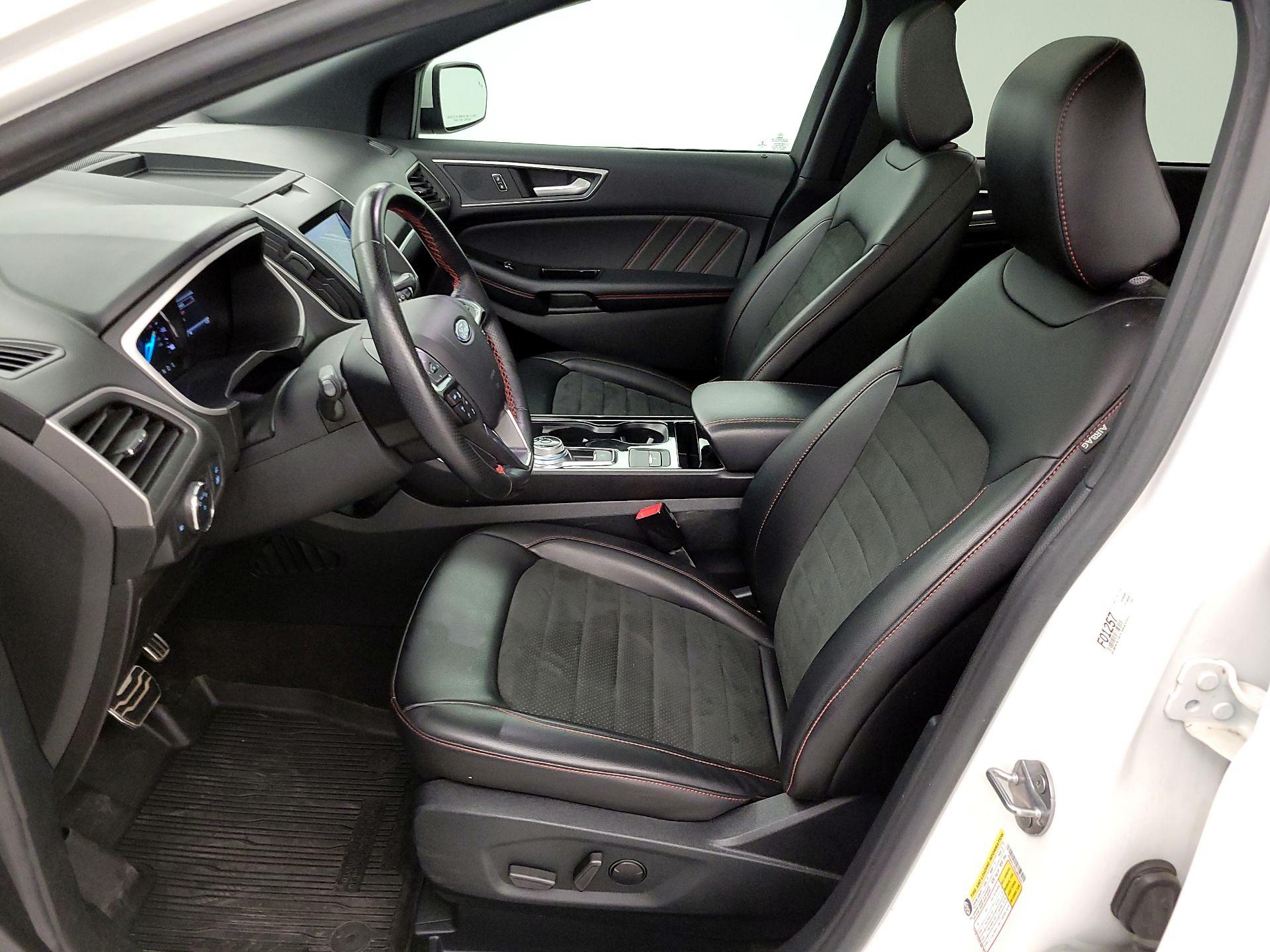 Thumbnail: 2020 Ford Edge - 11