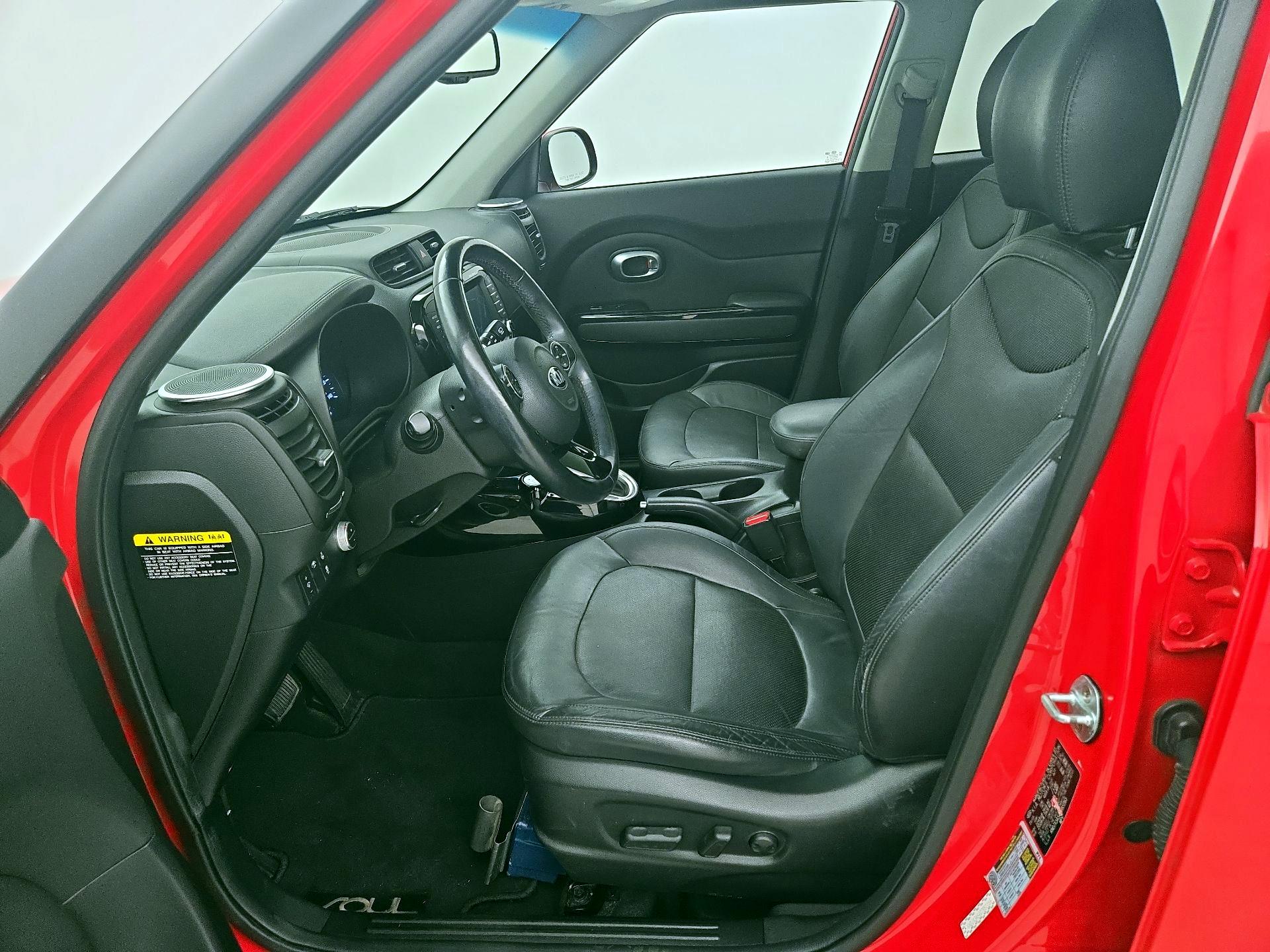 Thumbnail: 2016 Kia Soul - 11