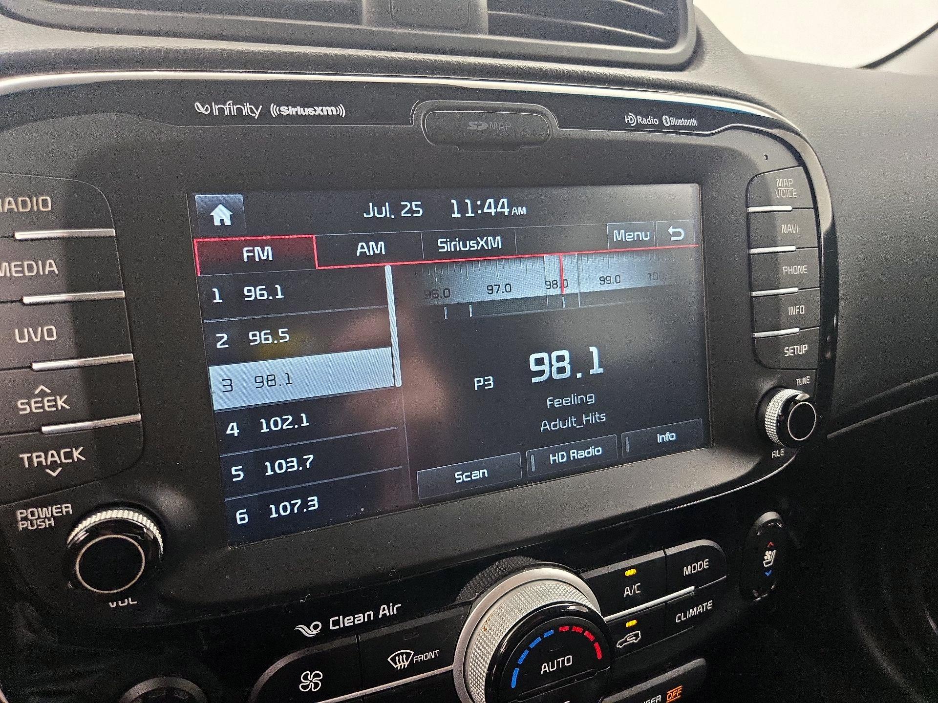 Thumbnail: 2016 Kia Soul - 16