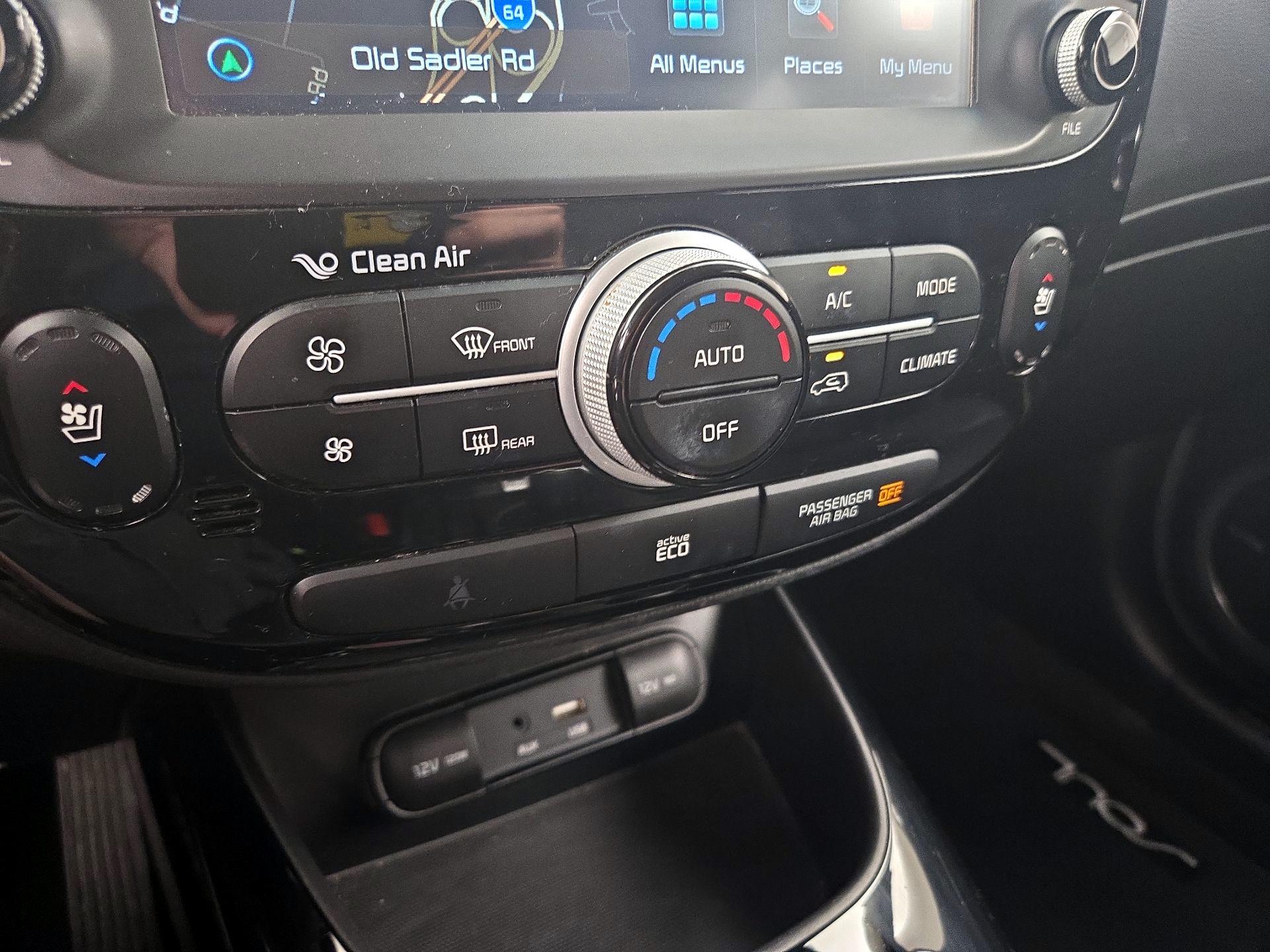 Thumbnail: 2016 Kia Soul - 17
