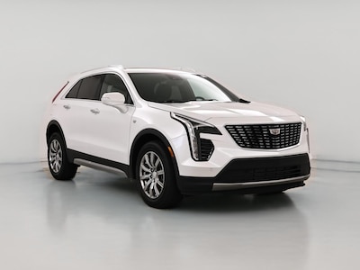 White 2022 Cadillac XT4 Luxury