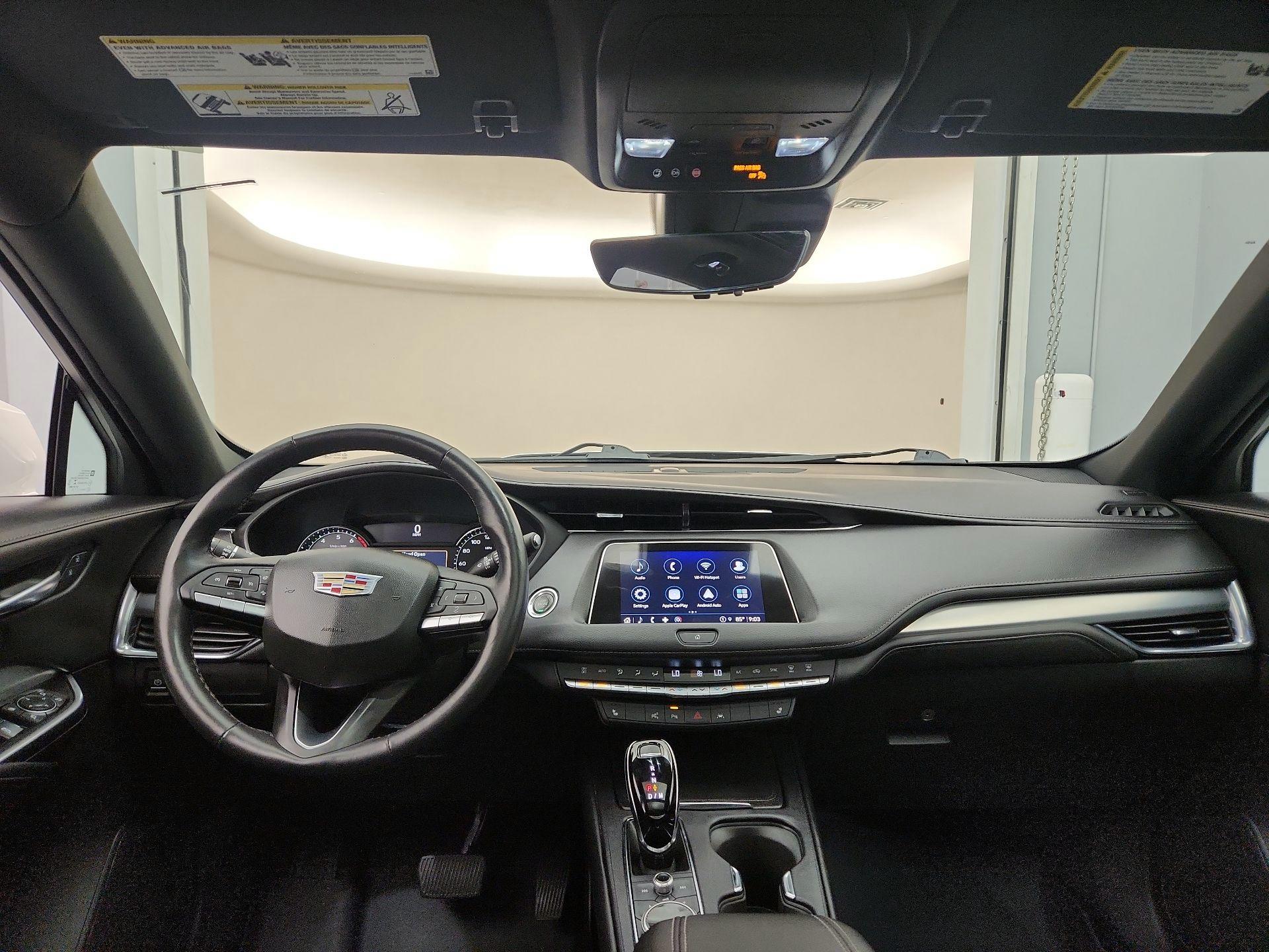 Thumbnail: 2022 Cadillac XT4 - 9