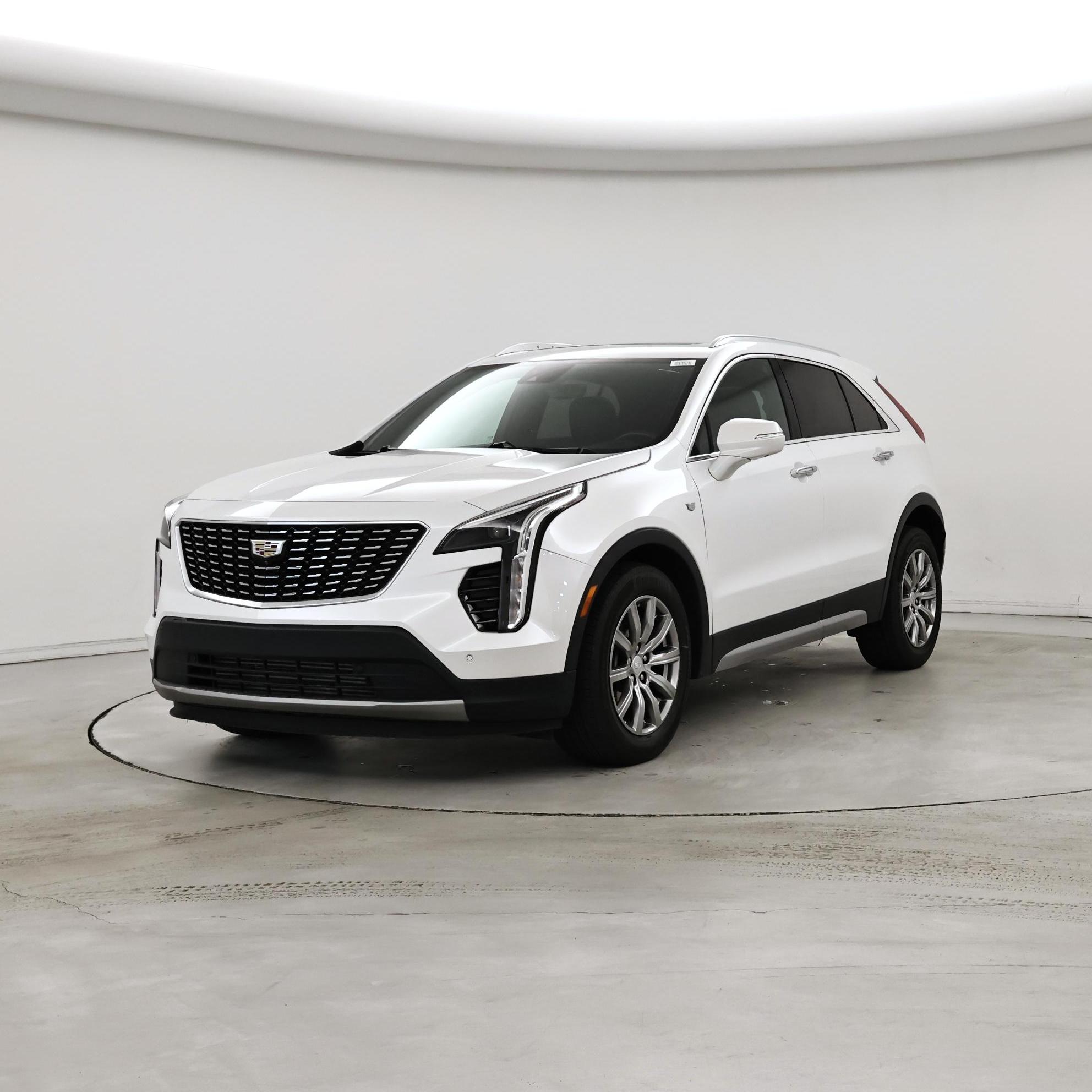 Thumbnail: 2022 Cadillac XT4 - 4